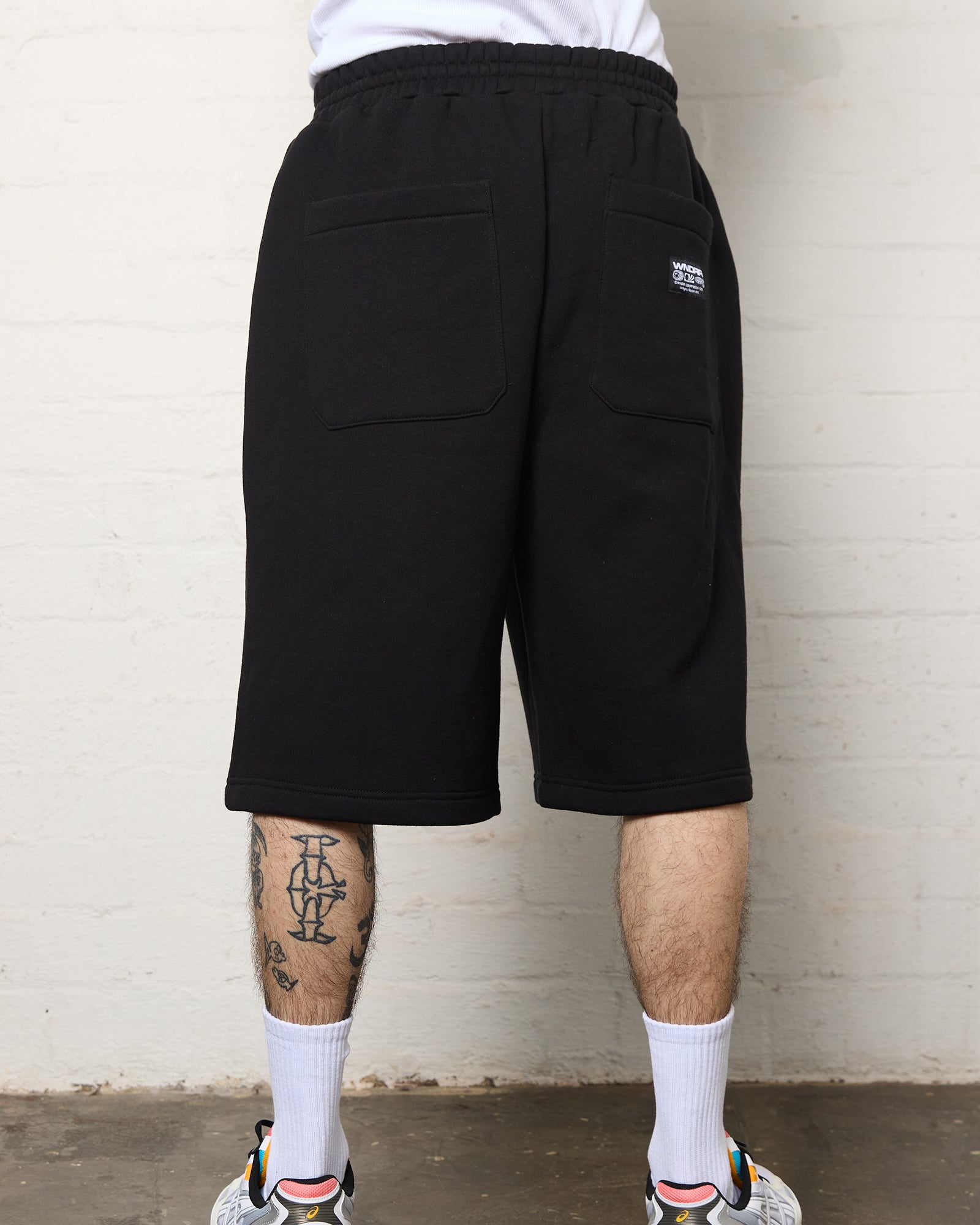 HALO TRACKSHORT - BLACK