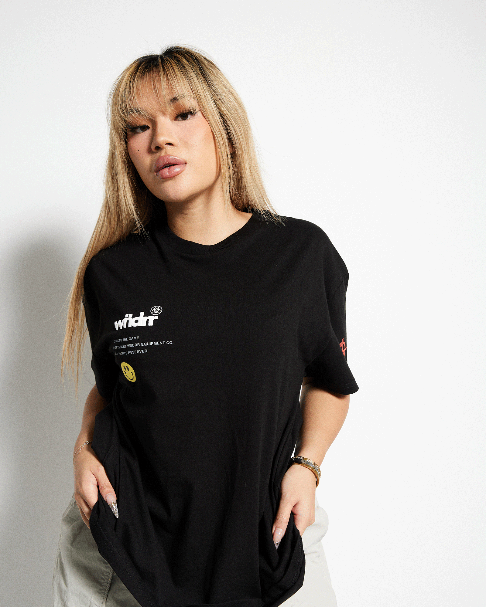 ILLEGIBLE BOX FIT TEE - BLACK