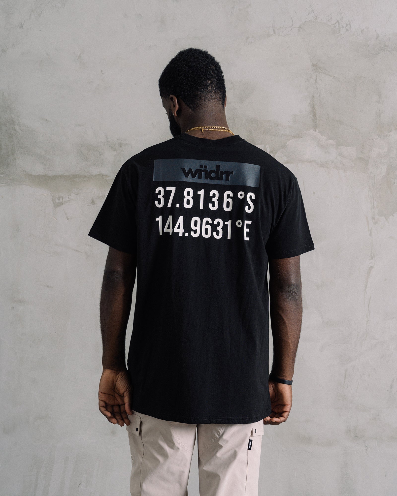 COMPASS CUSTOM FIT TEE - BLACK