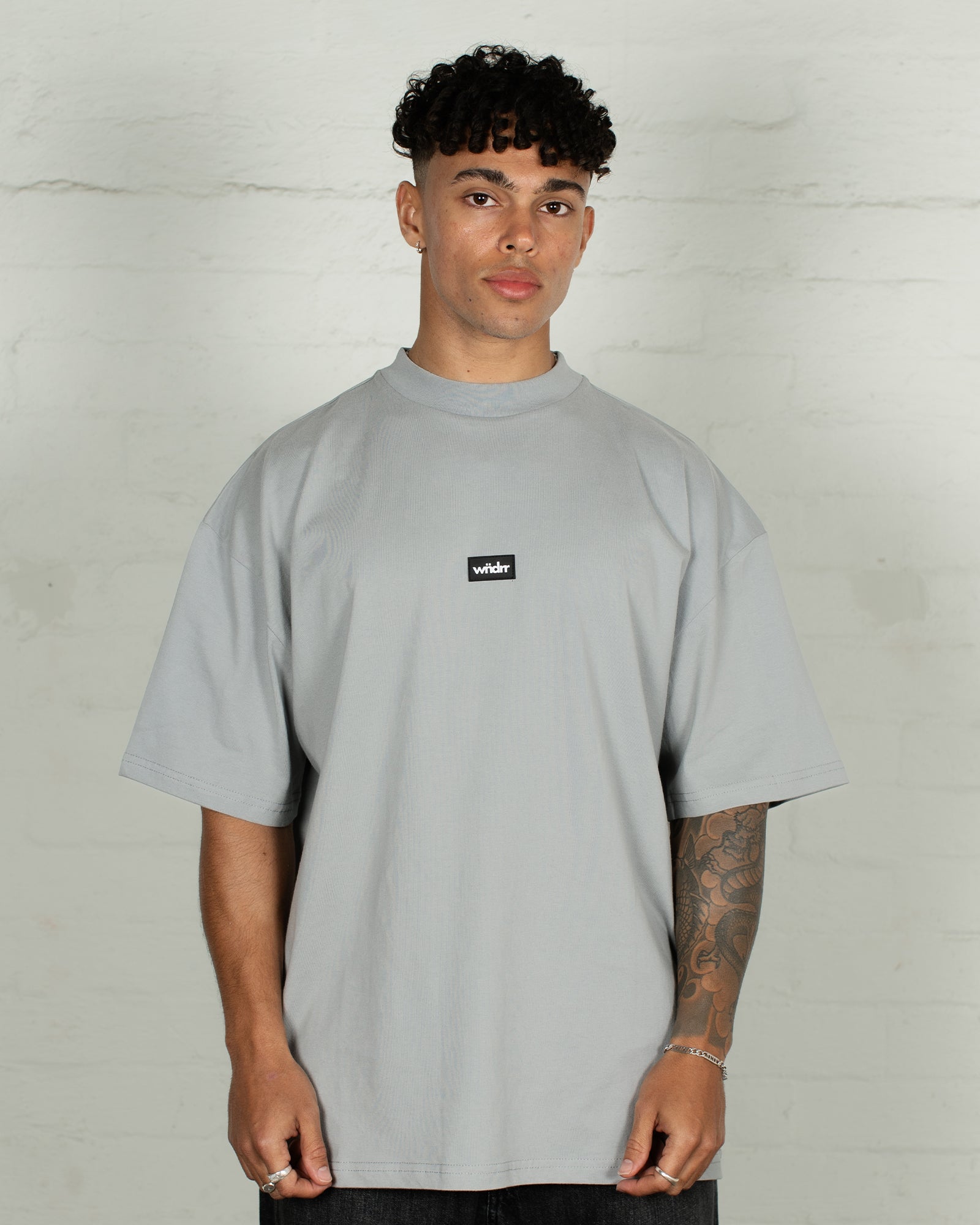 SOHO CLUB TEE - CEMENT GREY