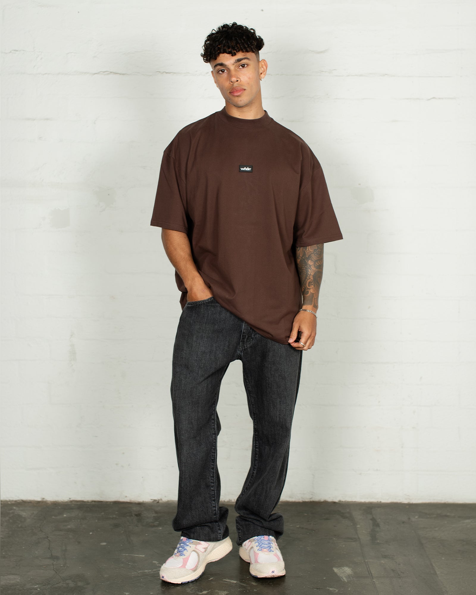 SOHO CLUB TEE - BROWN