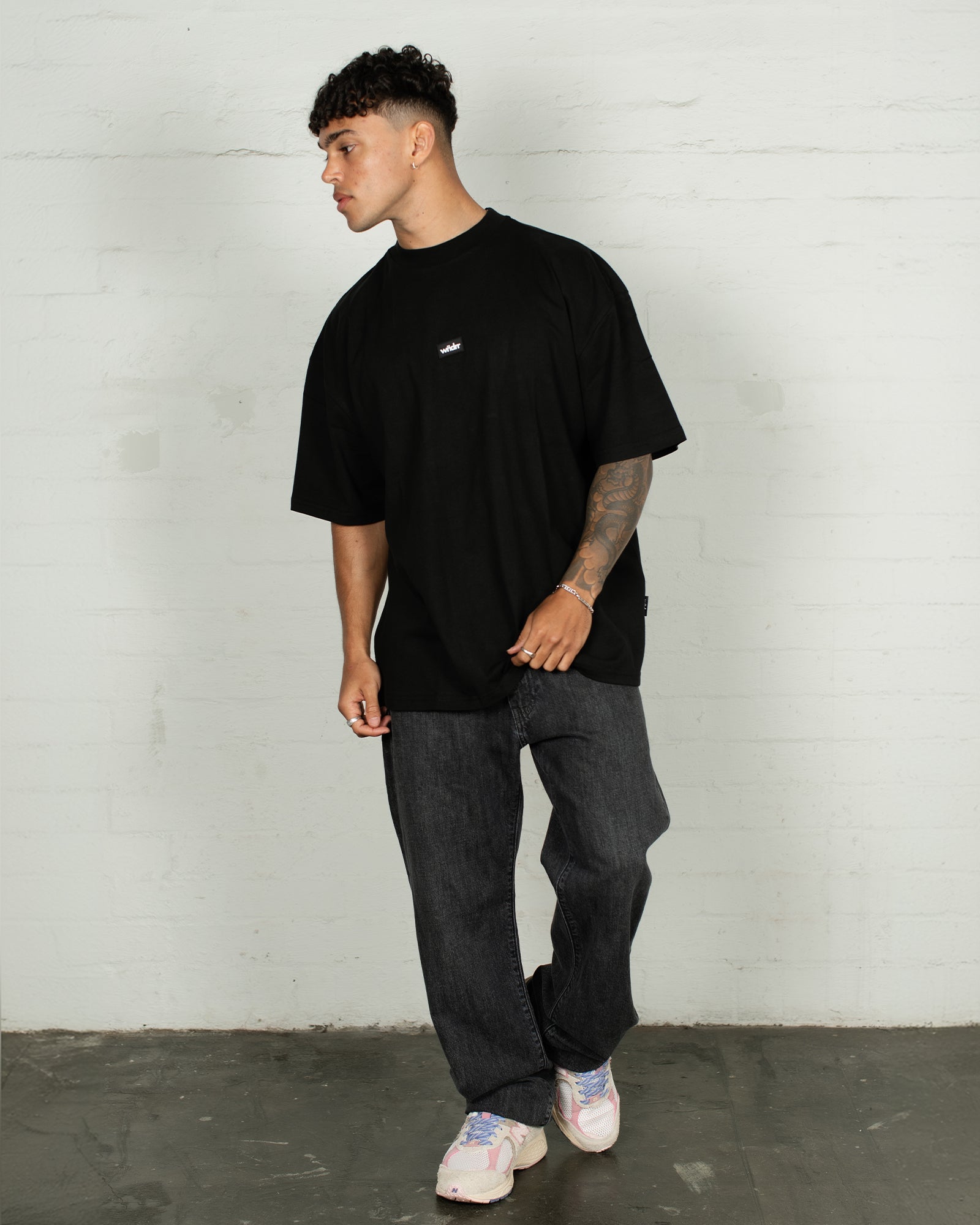 SOHO CLUB TEE - BLACK