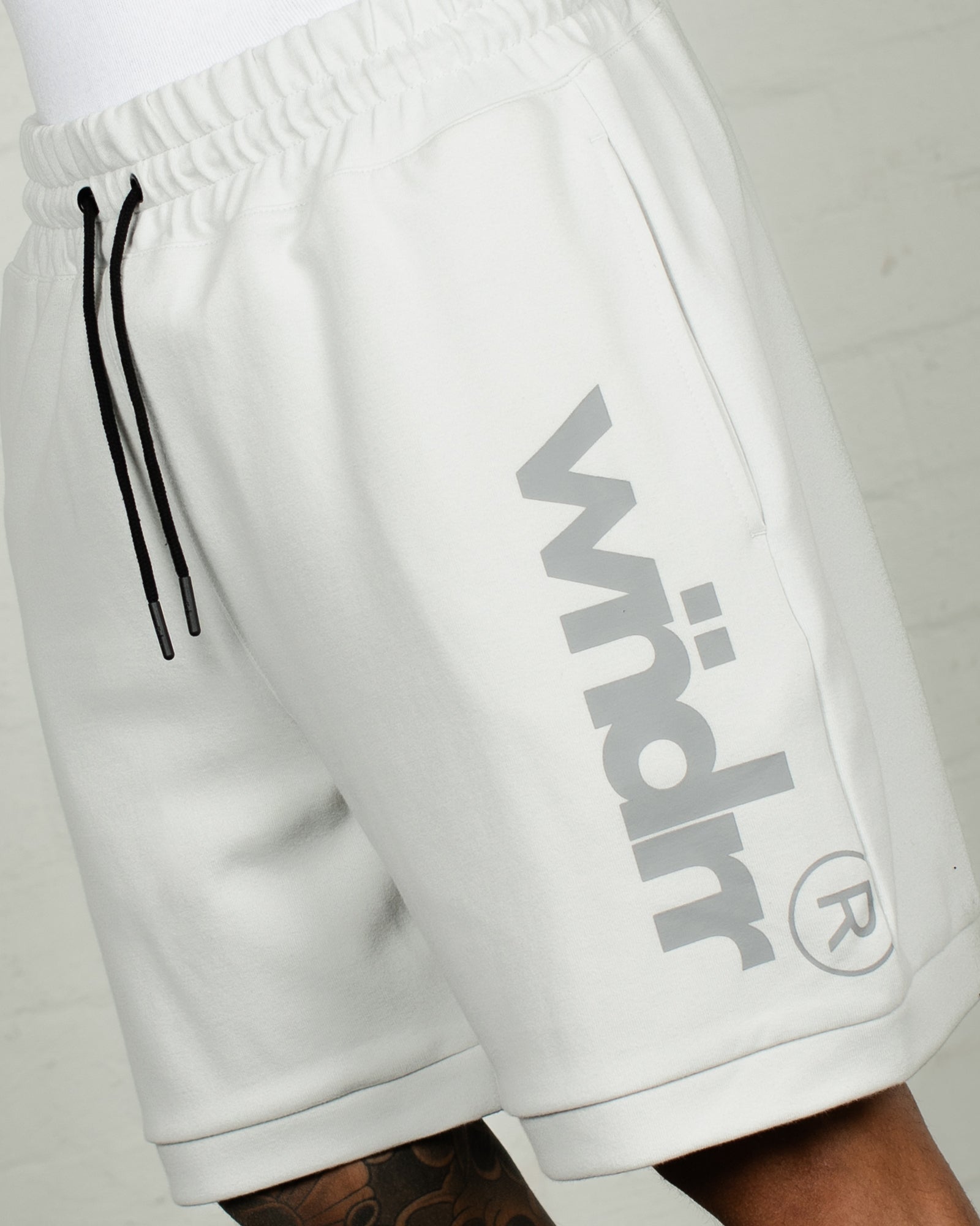 OFFCUT TECH TRACKSHORT - OYSTER