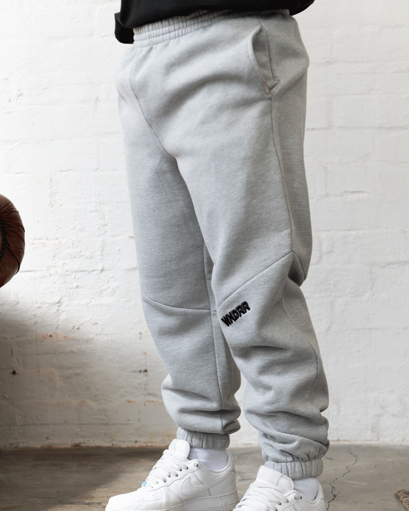HALO BAGGY TRACKPANT - GREY MARLE