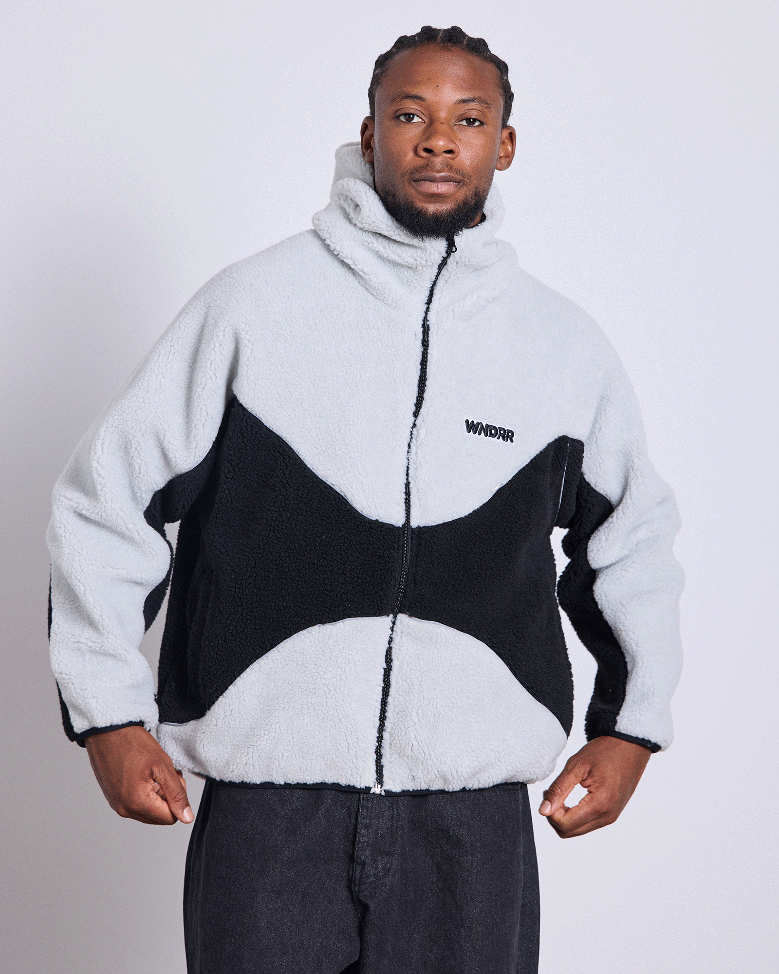Model 184cm / Size M