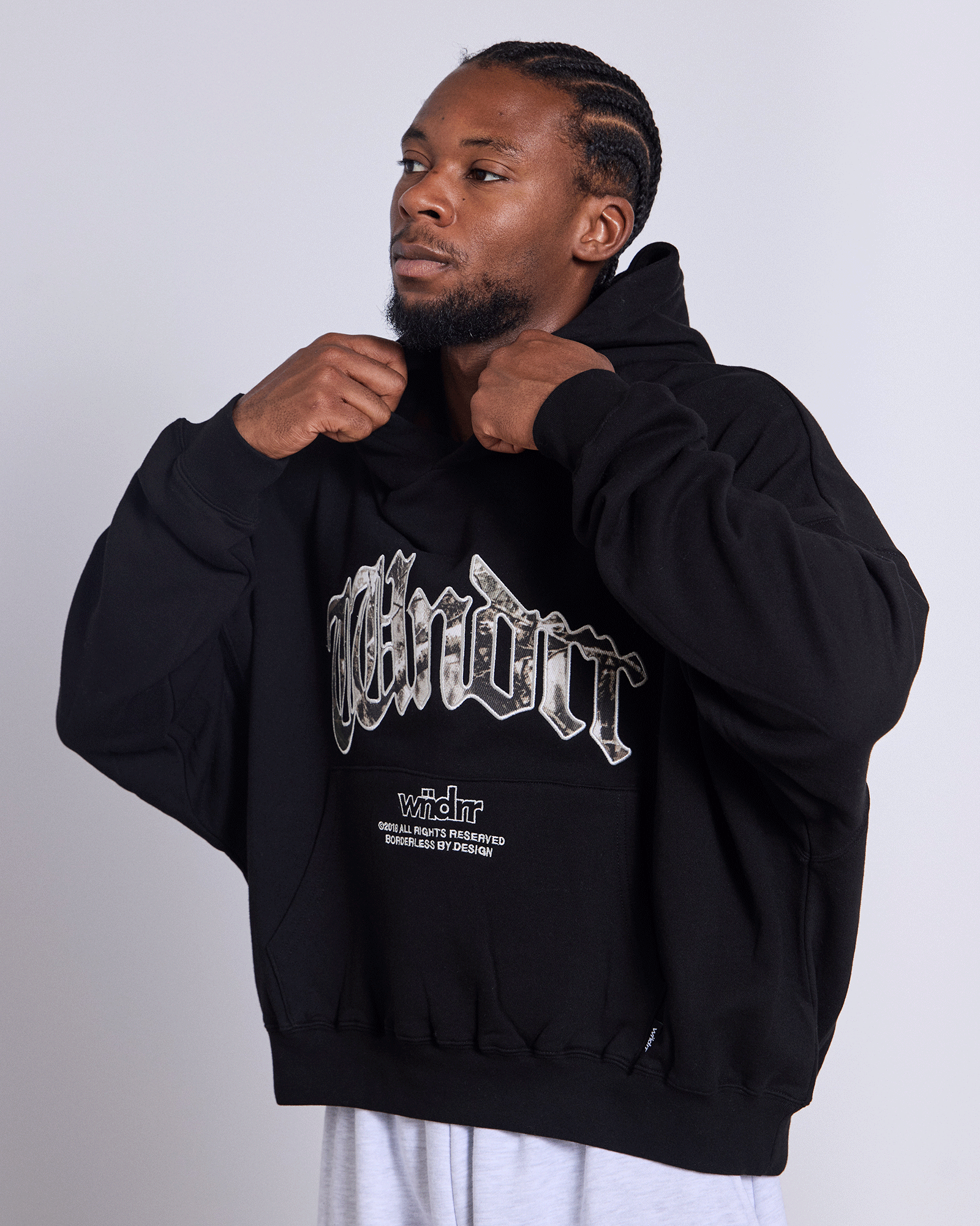 Model 184cm / Size M