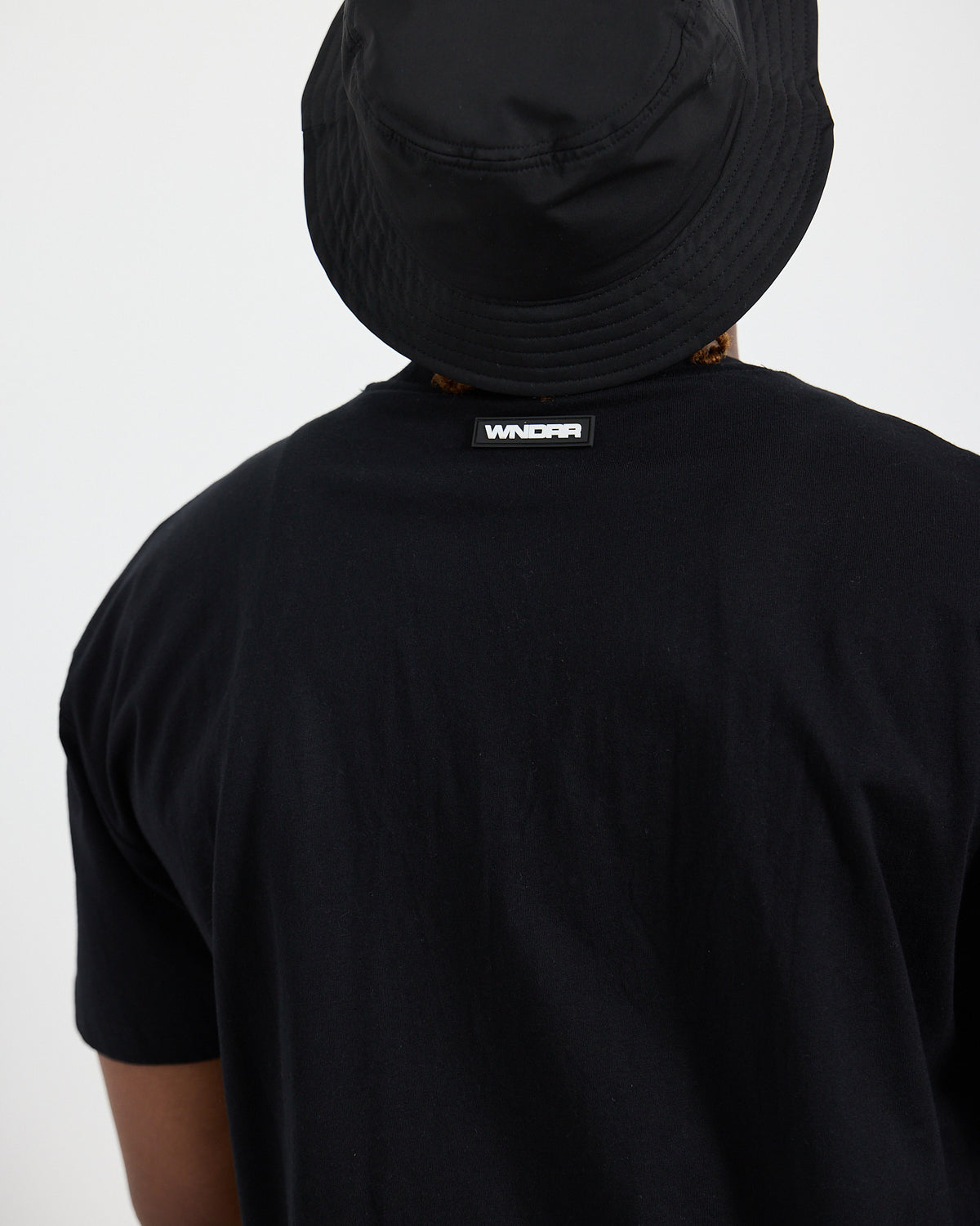 Model 183cm / Size L