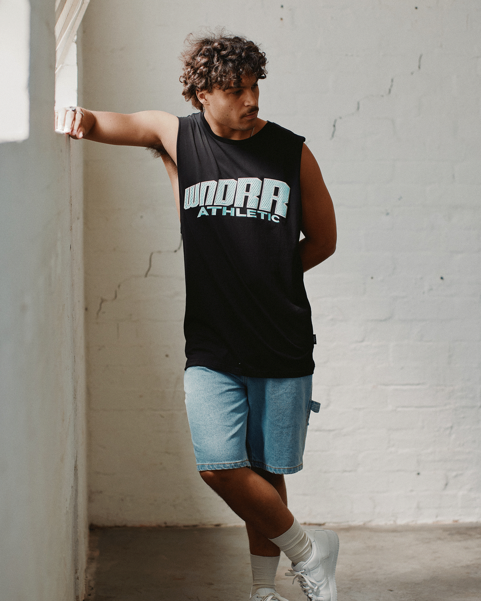 SHIFT MUSCLE TOP - BLACK