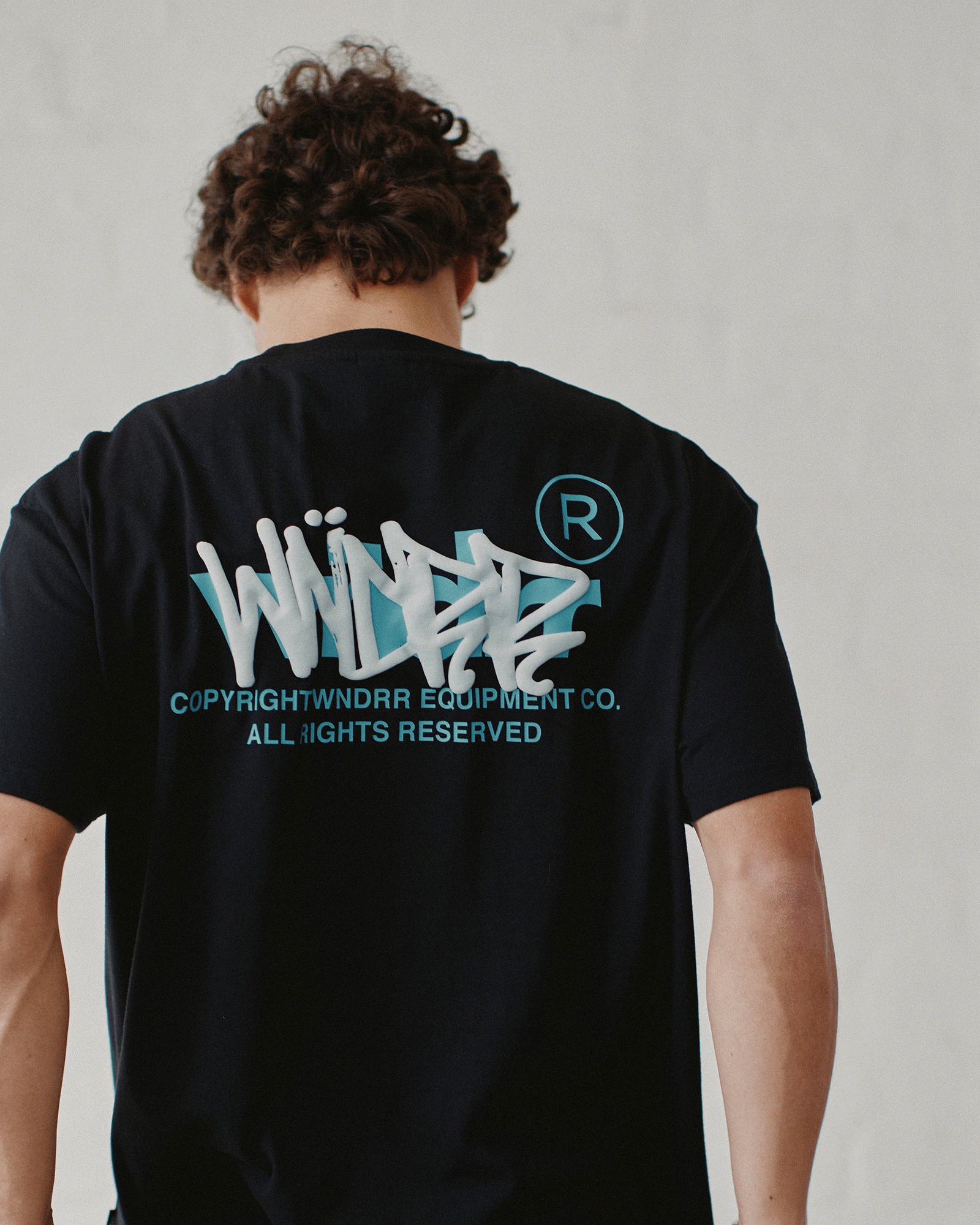 TAGGED BOX FIT TEE - BLACK