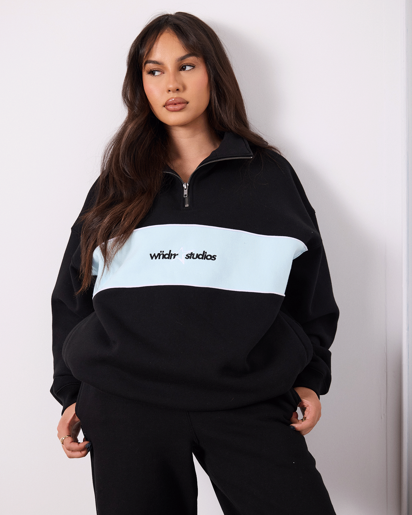 STXR 1/4 ZIP SWEAT - BLACK