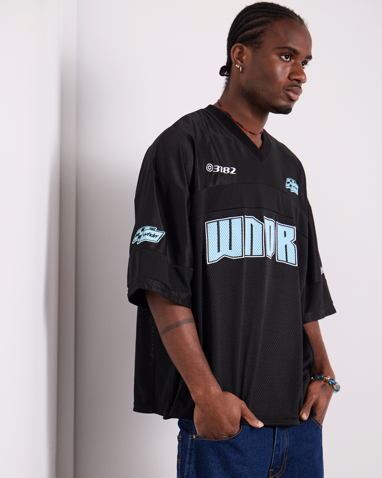 DRIVETRAIN QUARTERBACK TOP - BLACK