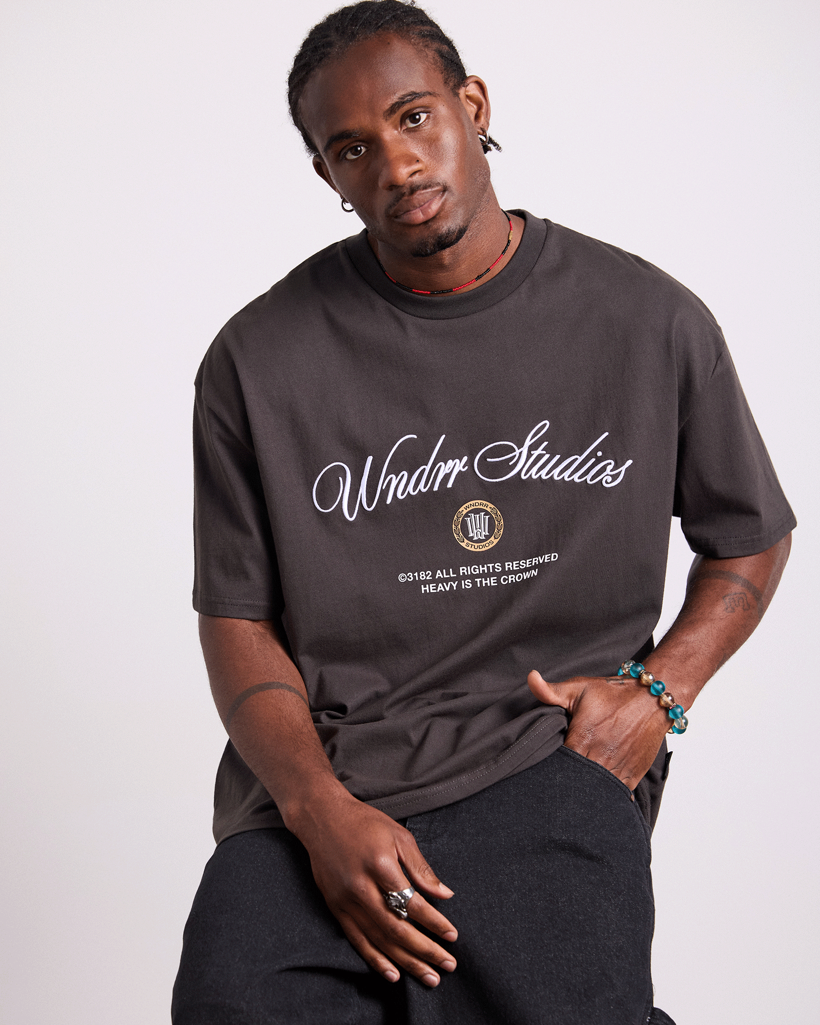 VITA NOVA BOX FIT TEE - FADED BLACK