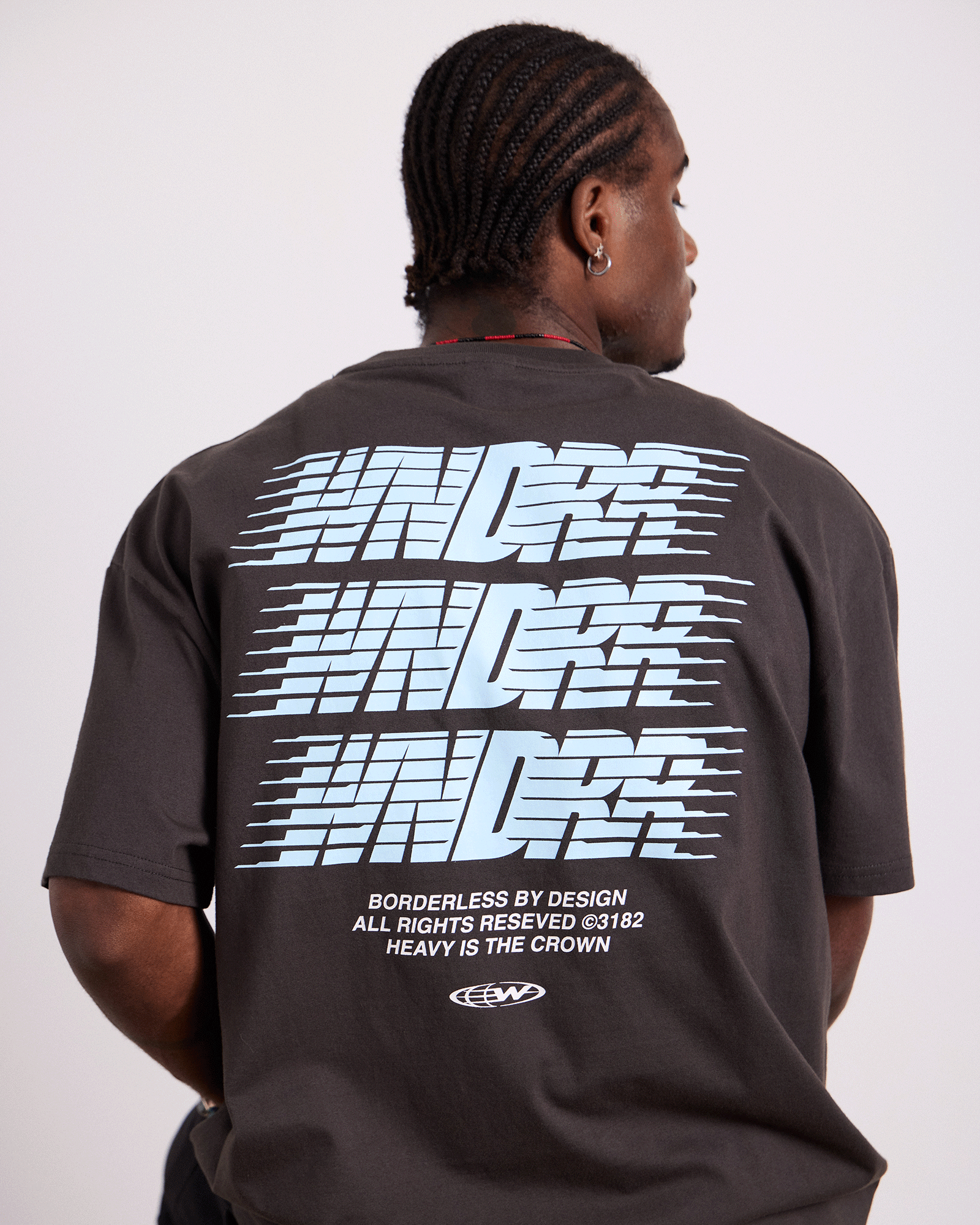 BORDERLESS BOX FIT TEE - FADED BLACK