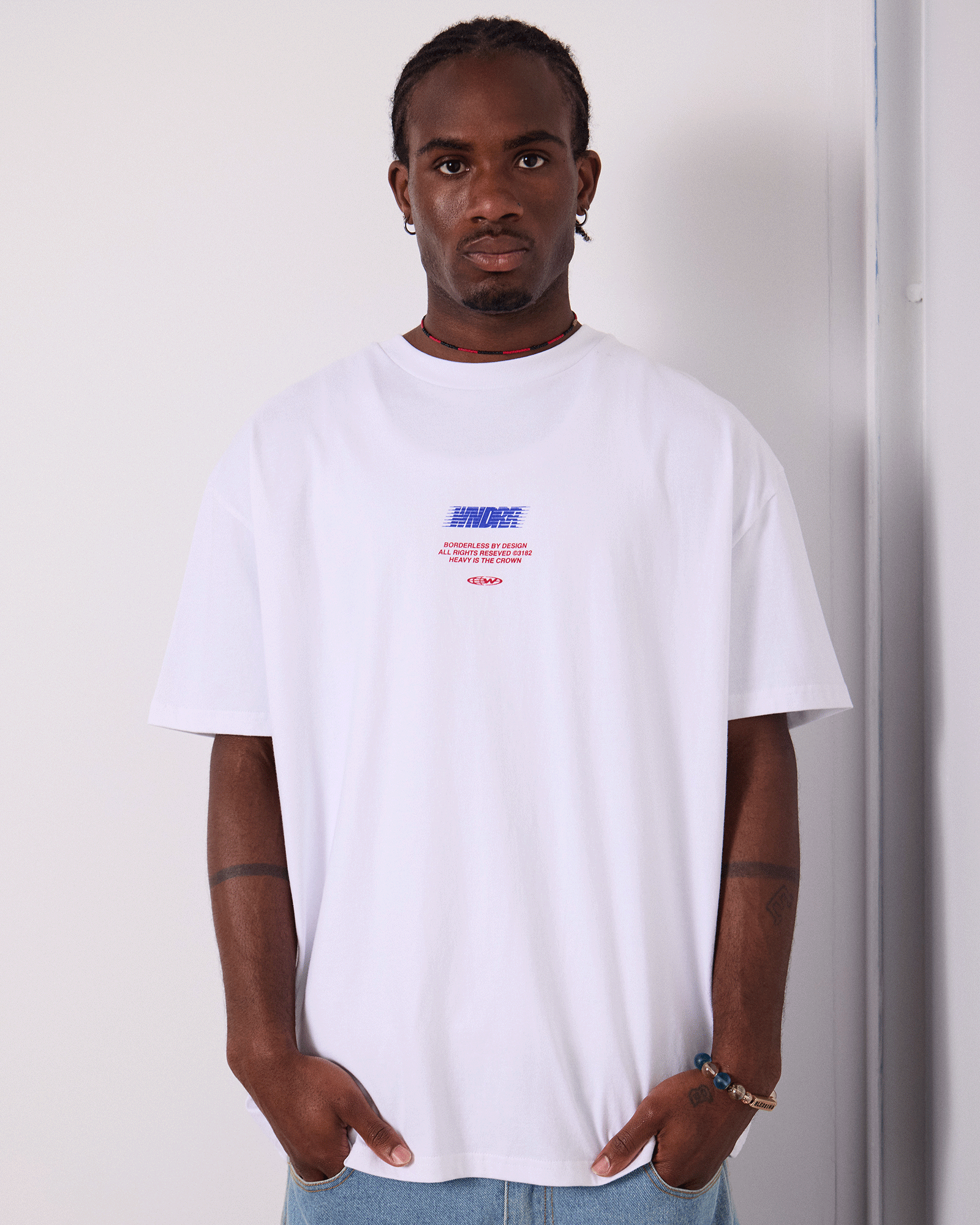 BORDERLESS BOX FIT TEE - WHITE