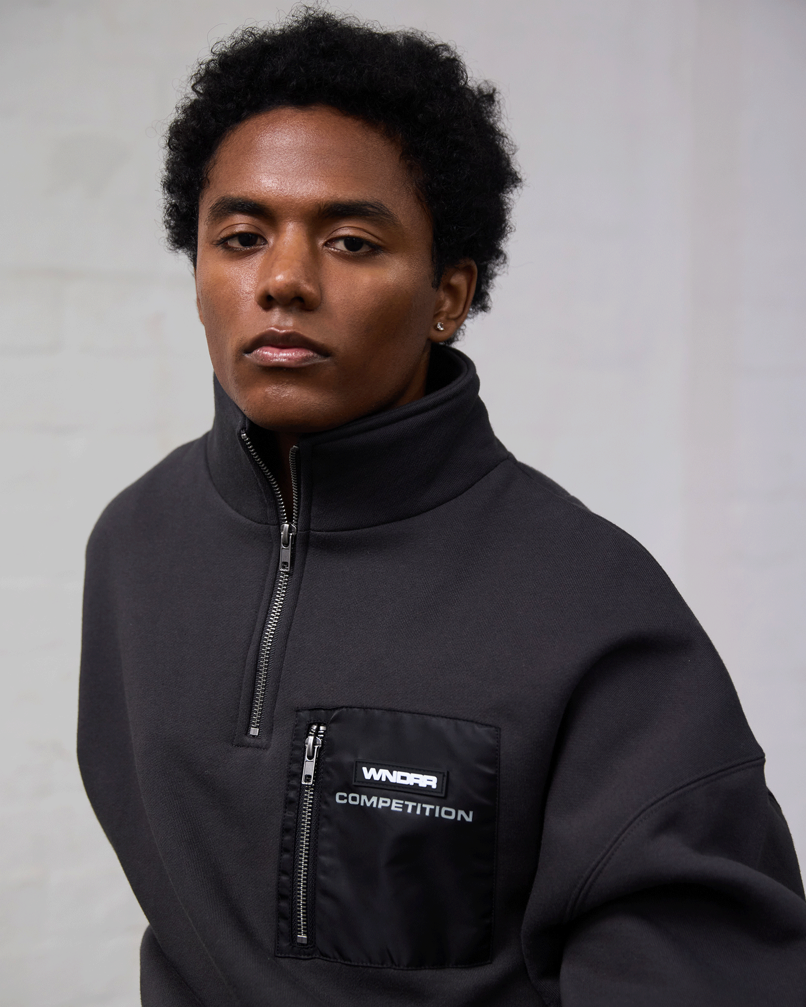 FREQUENCY PANEL 1/4 ZIP SWEAT - FADED BLACK