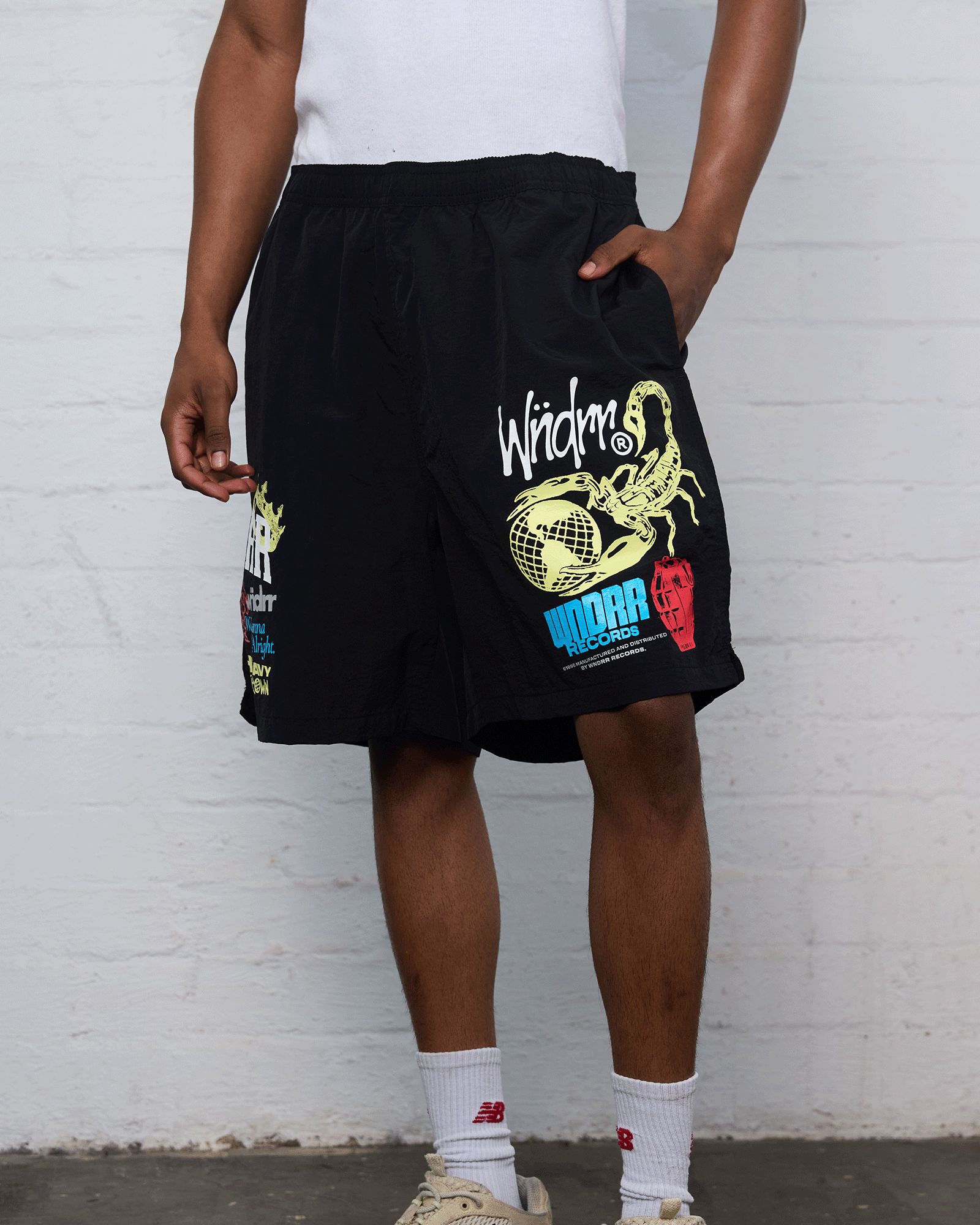 SYNDICATE SWIM SHORT - BLACK