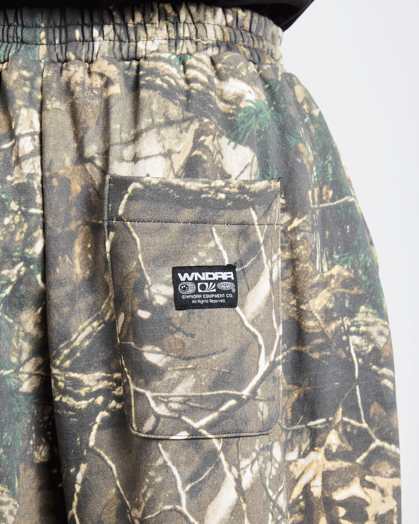 HALO JUMBO TRACKPANT - CAMO