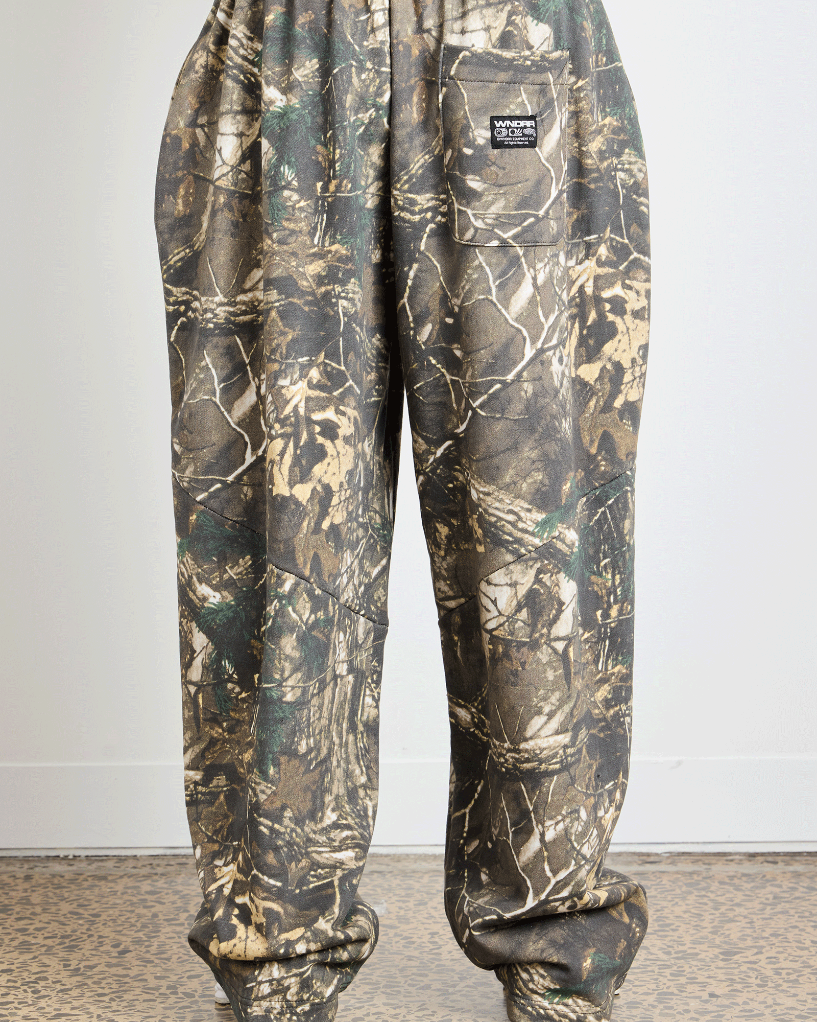 HALO JUMBO TRACKPANT - CAMO