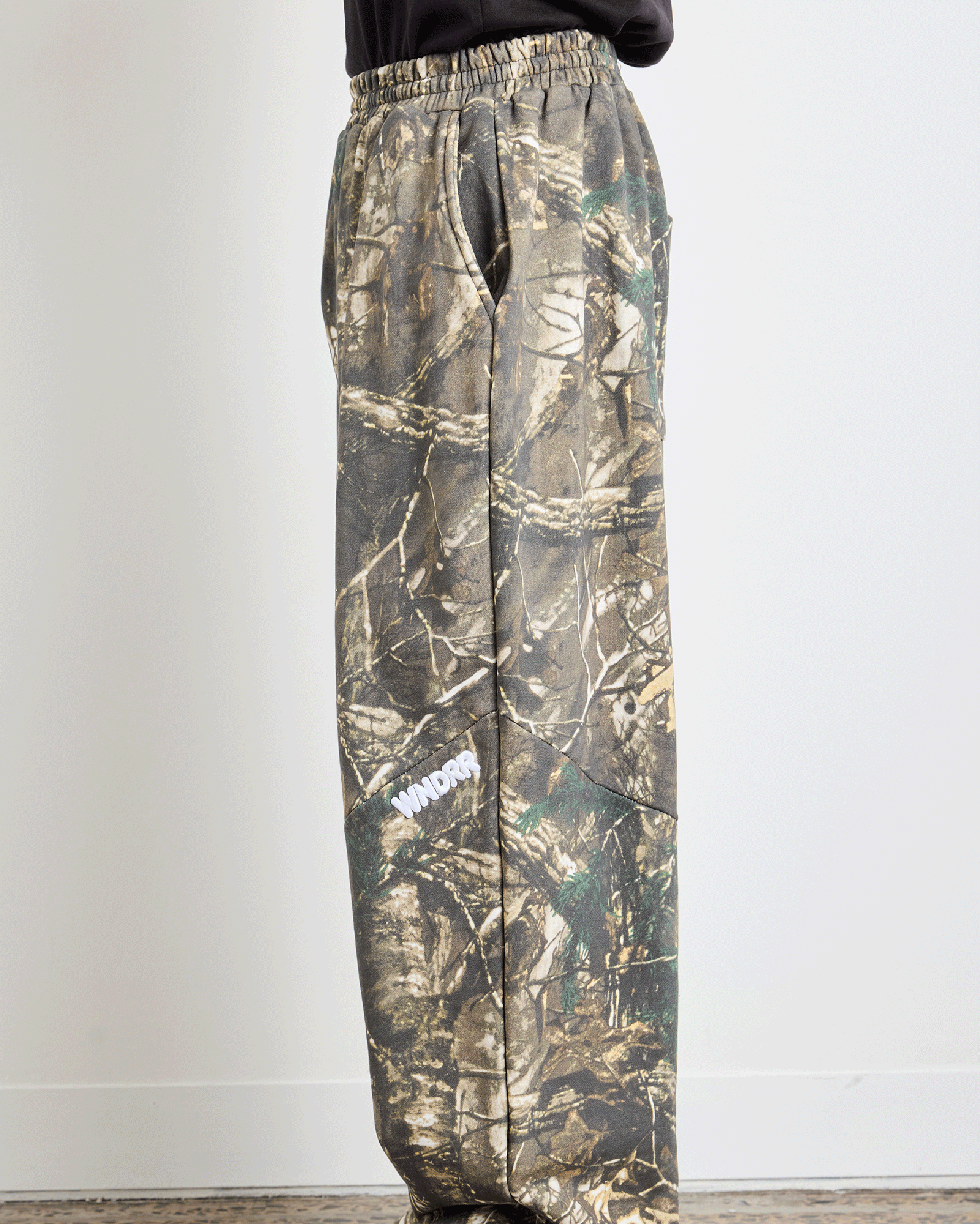 HALO JUMBO TRACKPANT - CAMO