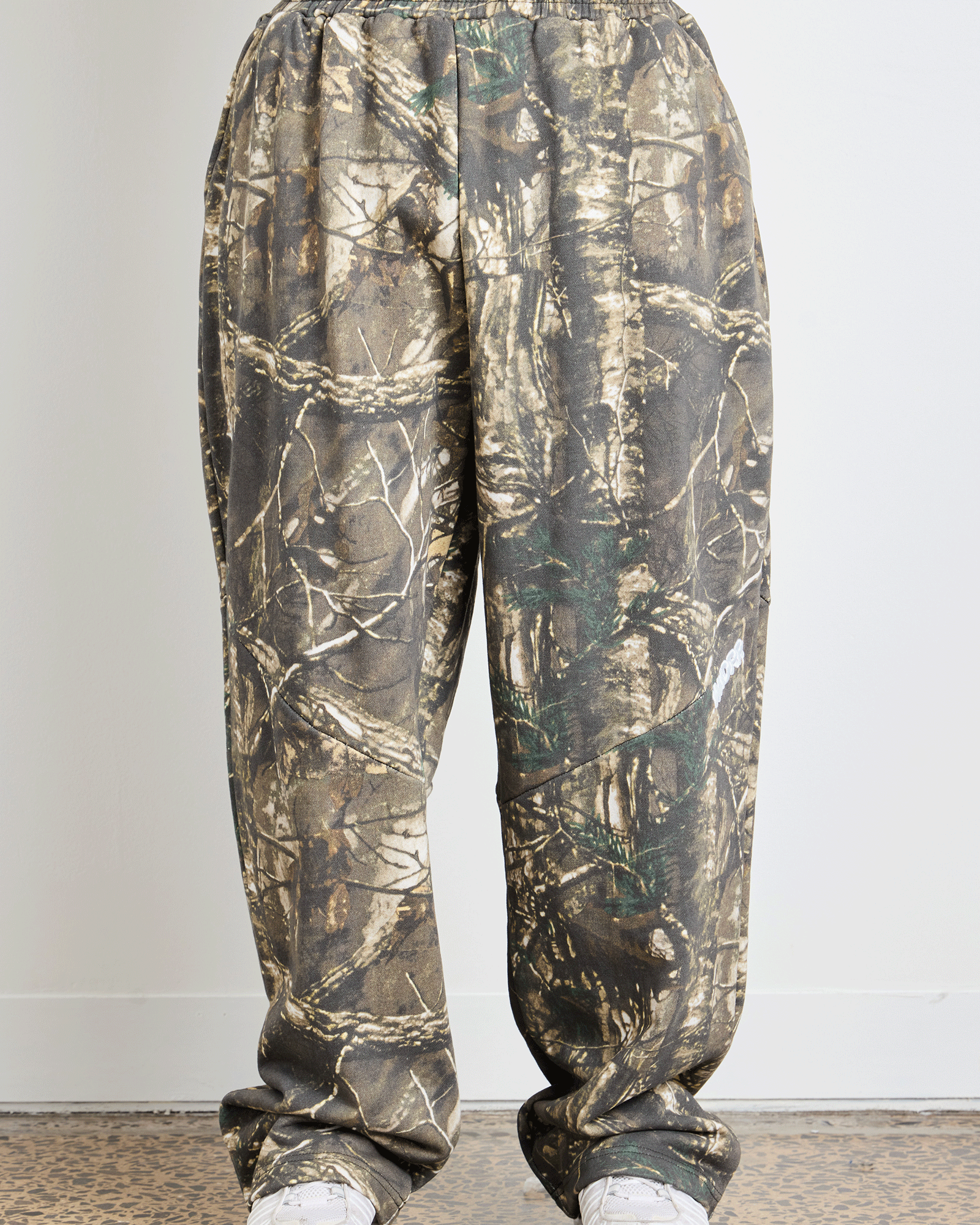 HALO JUMBO TRACKPANT - CAMO