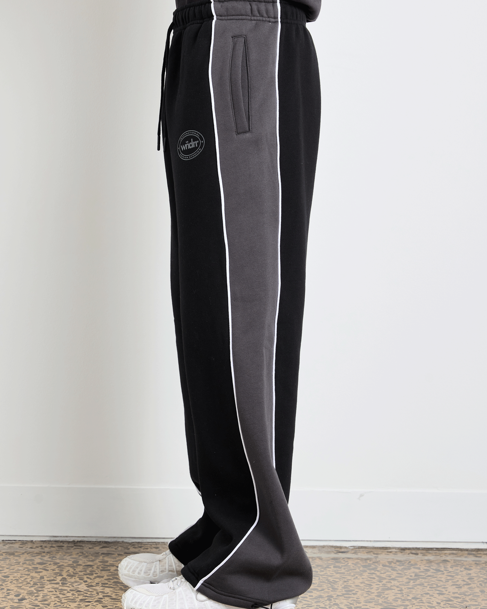 Model 175cm / Size M