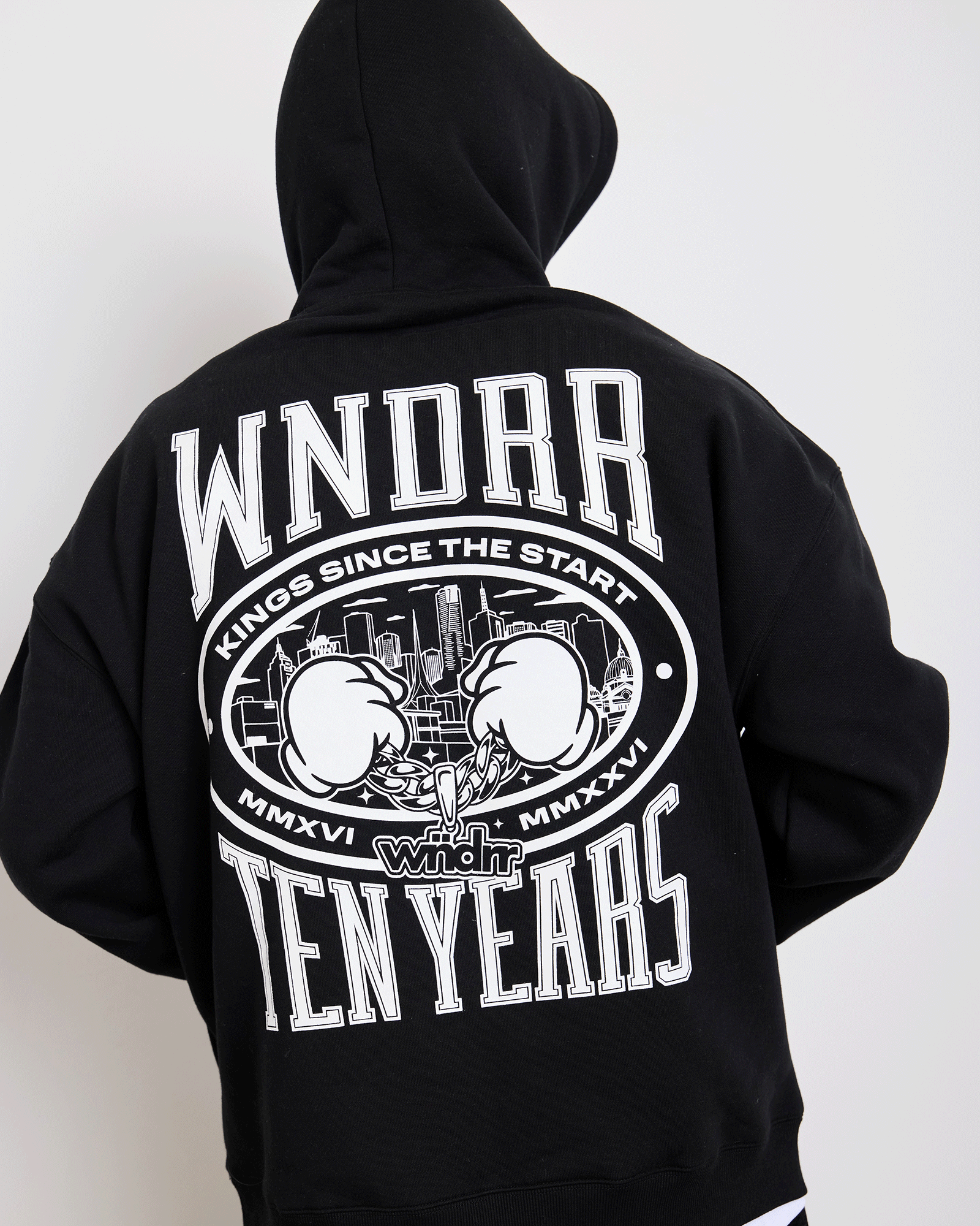 Model 175cm / Size L