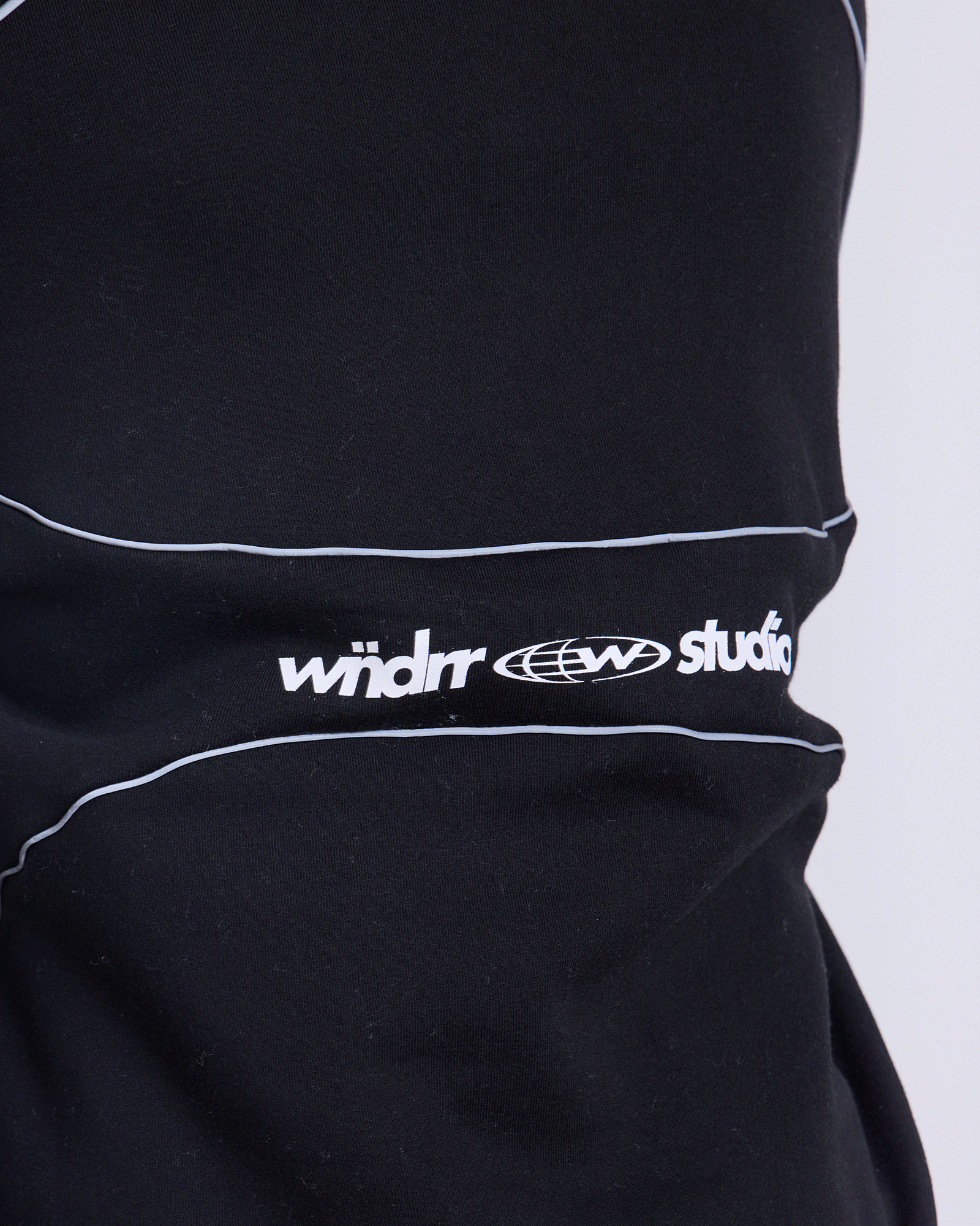 Model 184cm / Size M