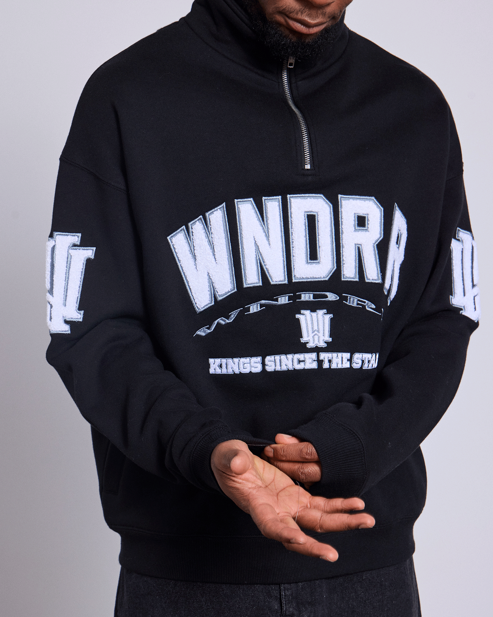 Model 184cm / Size M
