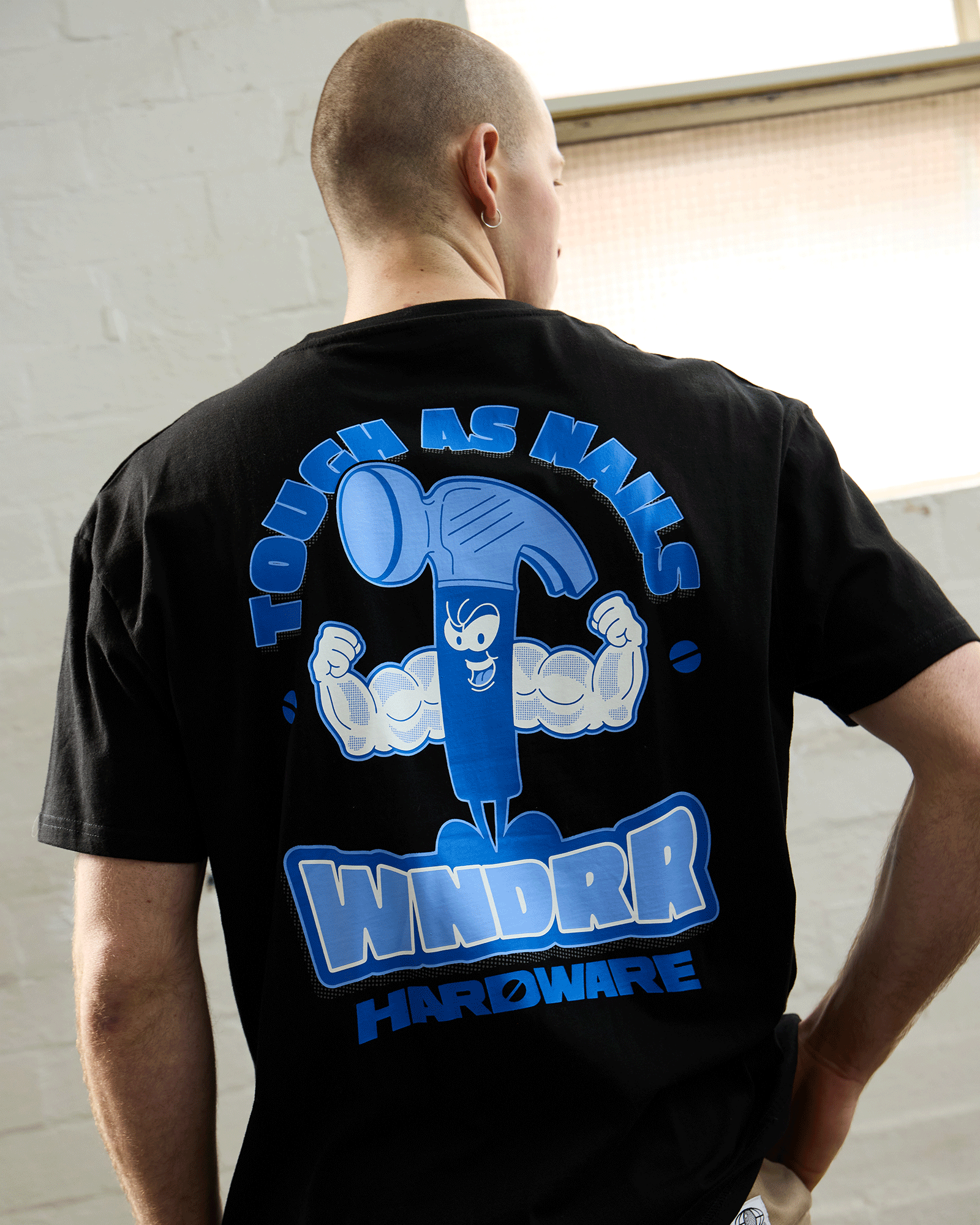 HARDWARE BOX FIT TEE - BLACK