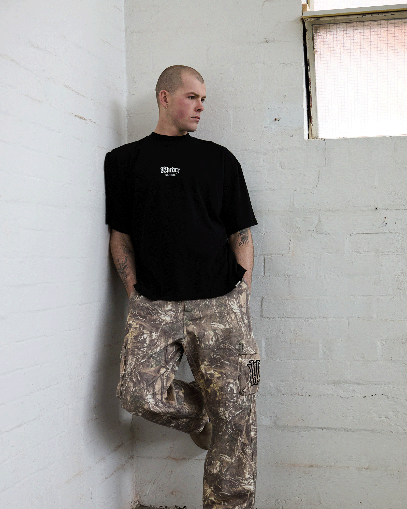 REVIVAL HEAVY WEIGHT TEE - BLACK