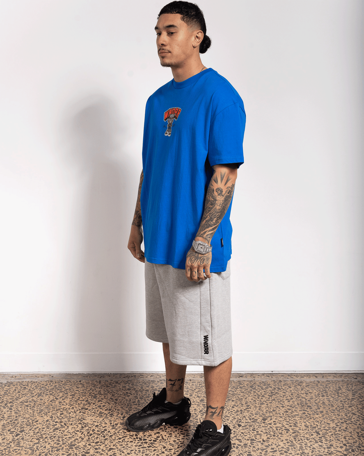 Model 182cm / Size L