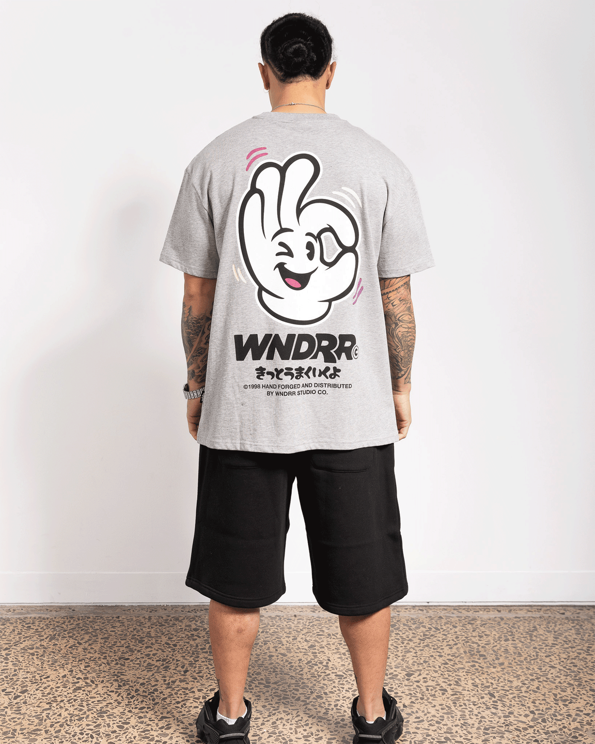 Model 182cm / Size L