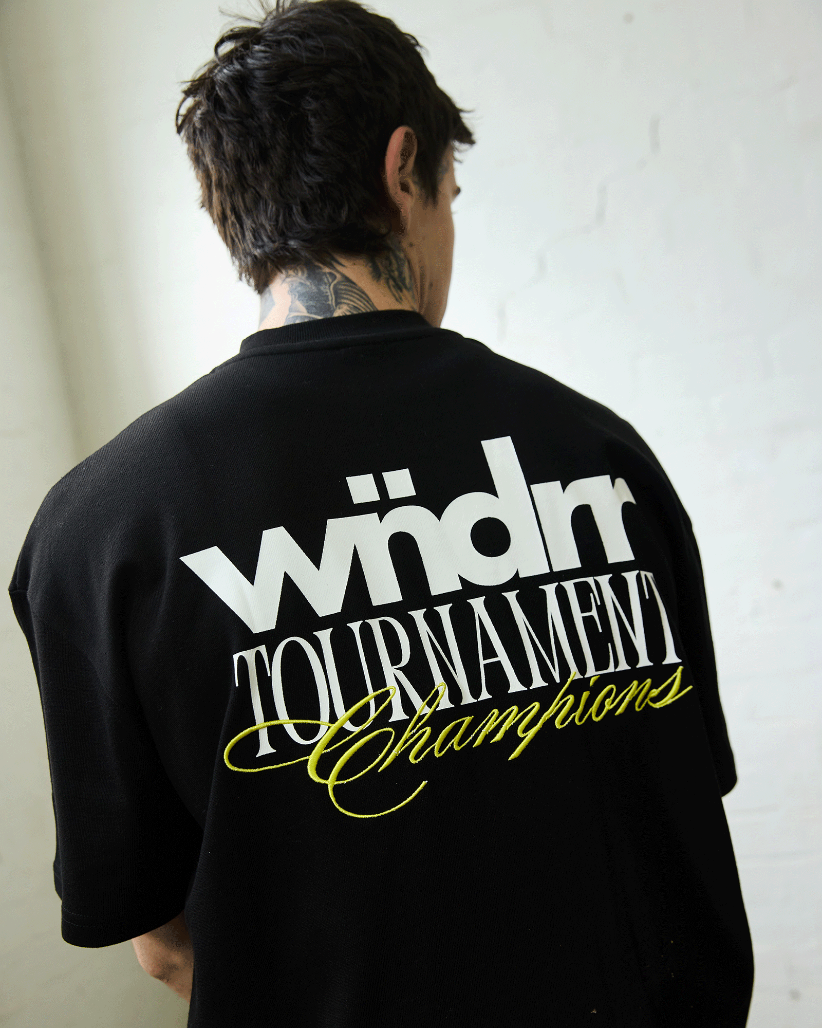 TOURNAMENT HEAVY WEIGHT TEE - BLACK