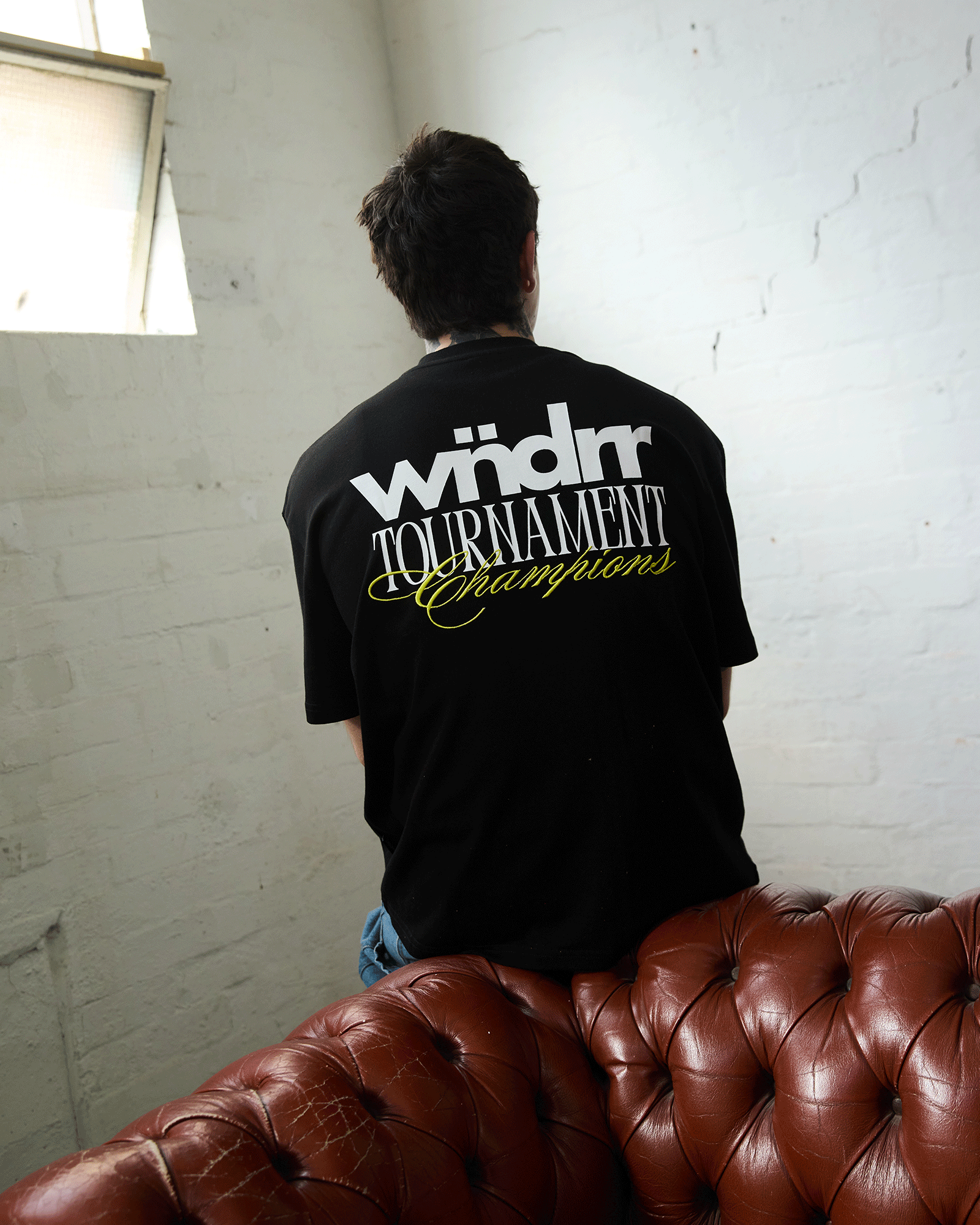 TOURNAMENT HEAVY WEIGHT TEE - BLACK