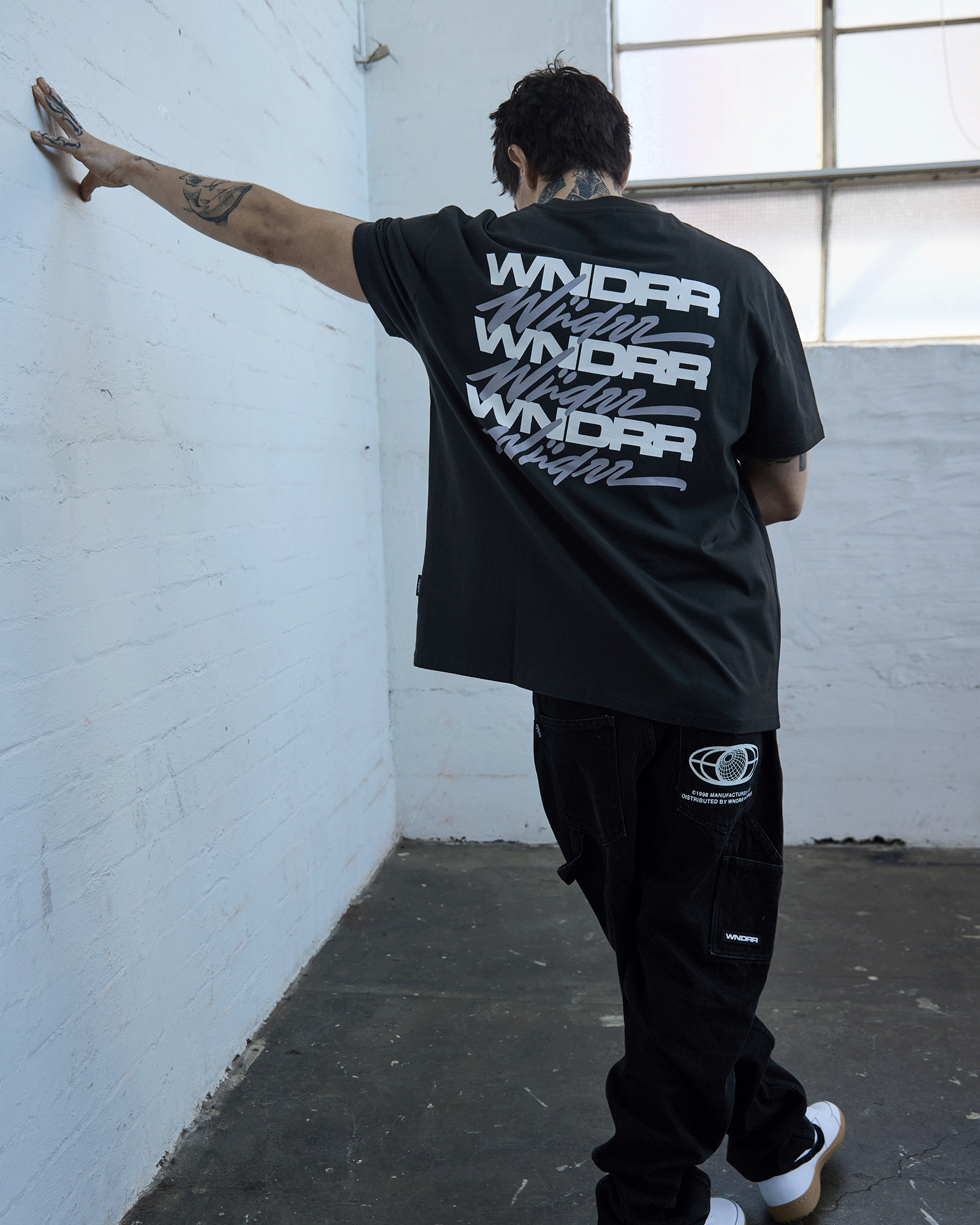 HEX BOX FIT TEE - FADED BLACK