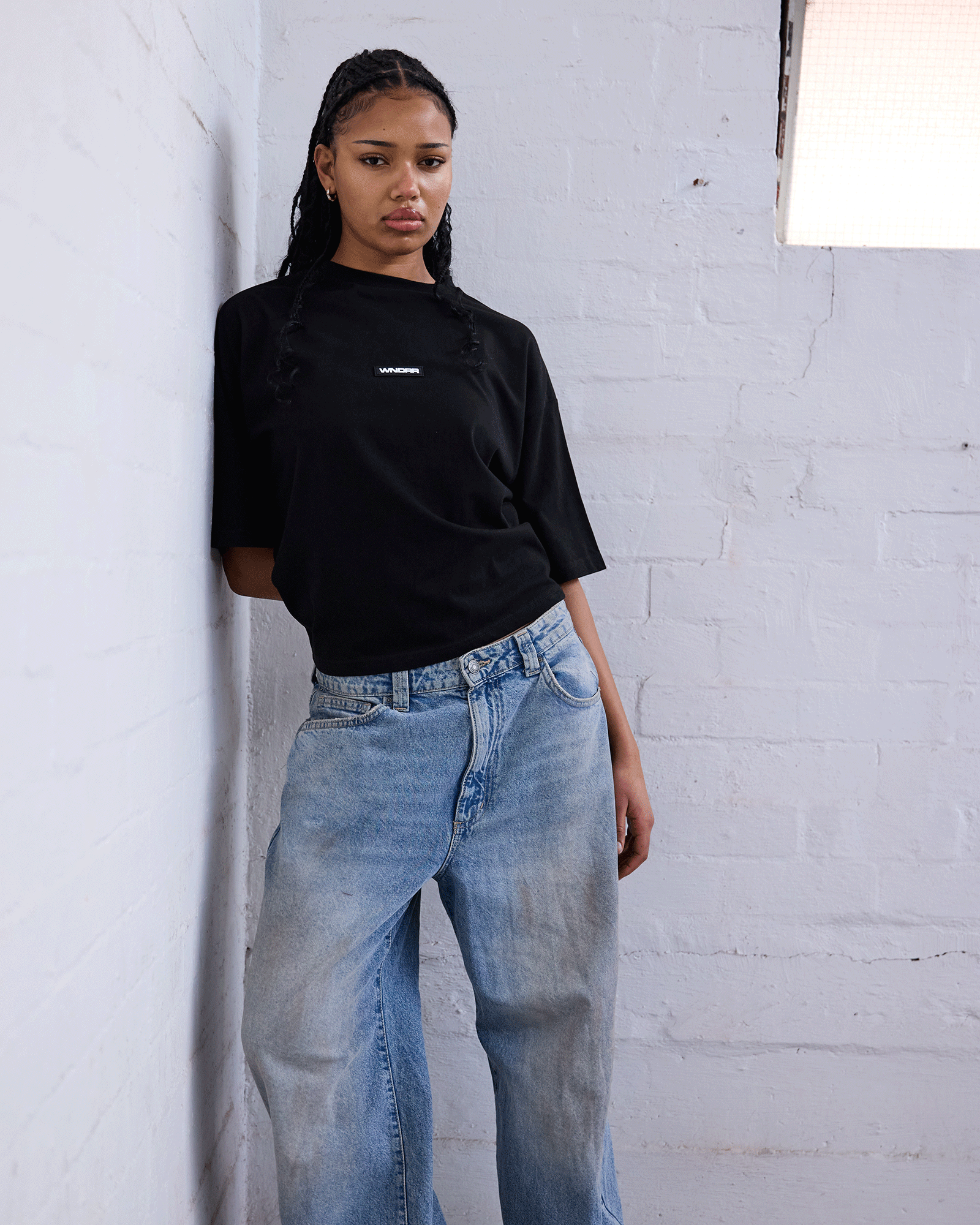 PATRON CROPPED FIT TEE - BLACK