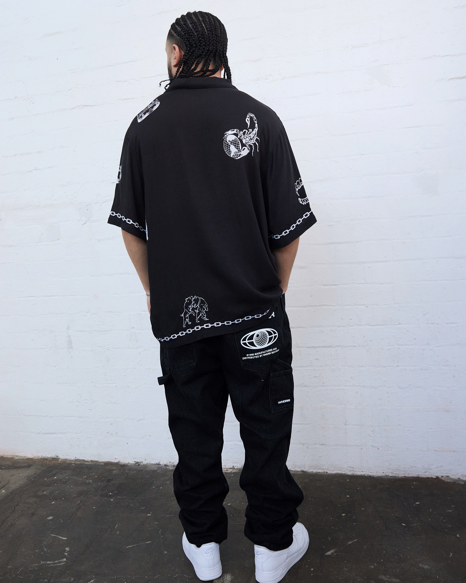 SYNDICATE S/S SHIRT - BLACK