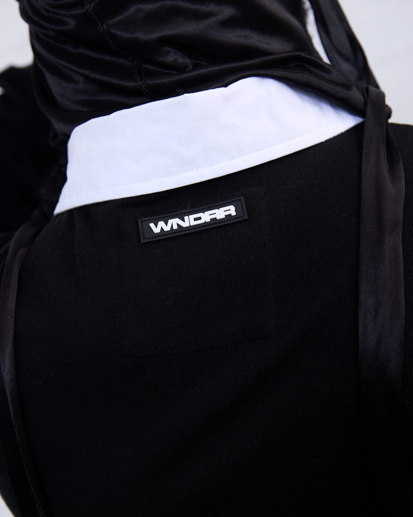 POSSESSION PANEL RUGBY POLO - BLACK