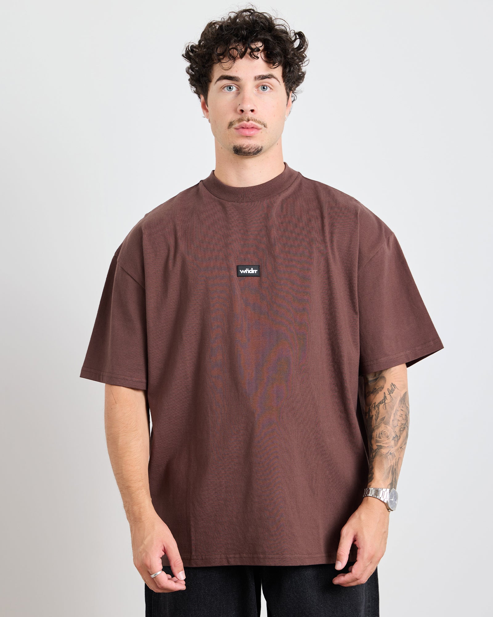 SOHO CLUB TEE - BROWN