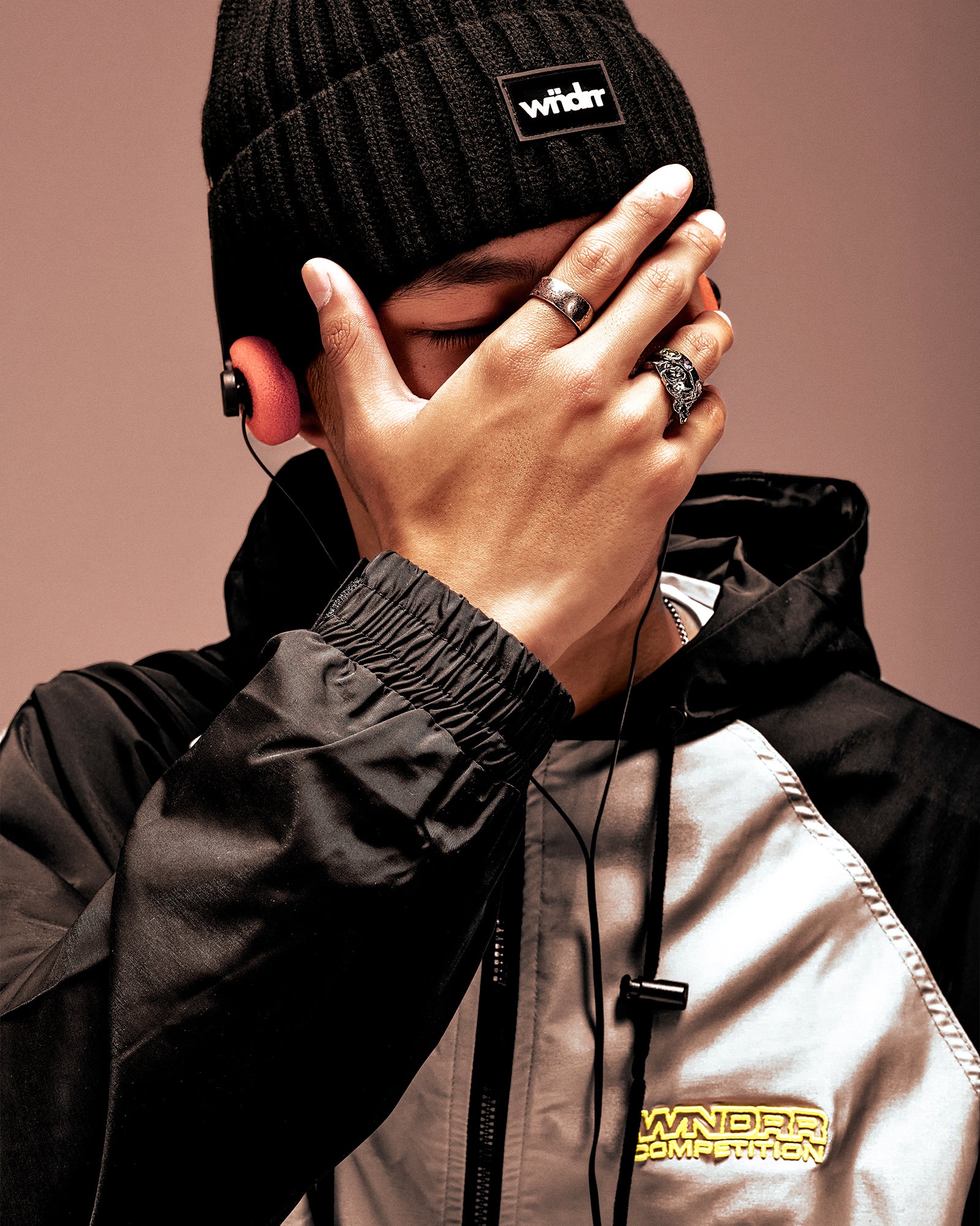 COMPETITION ANORAK JACKET - BLACK/CHARCOAL