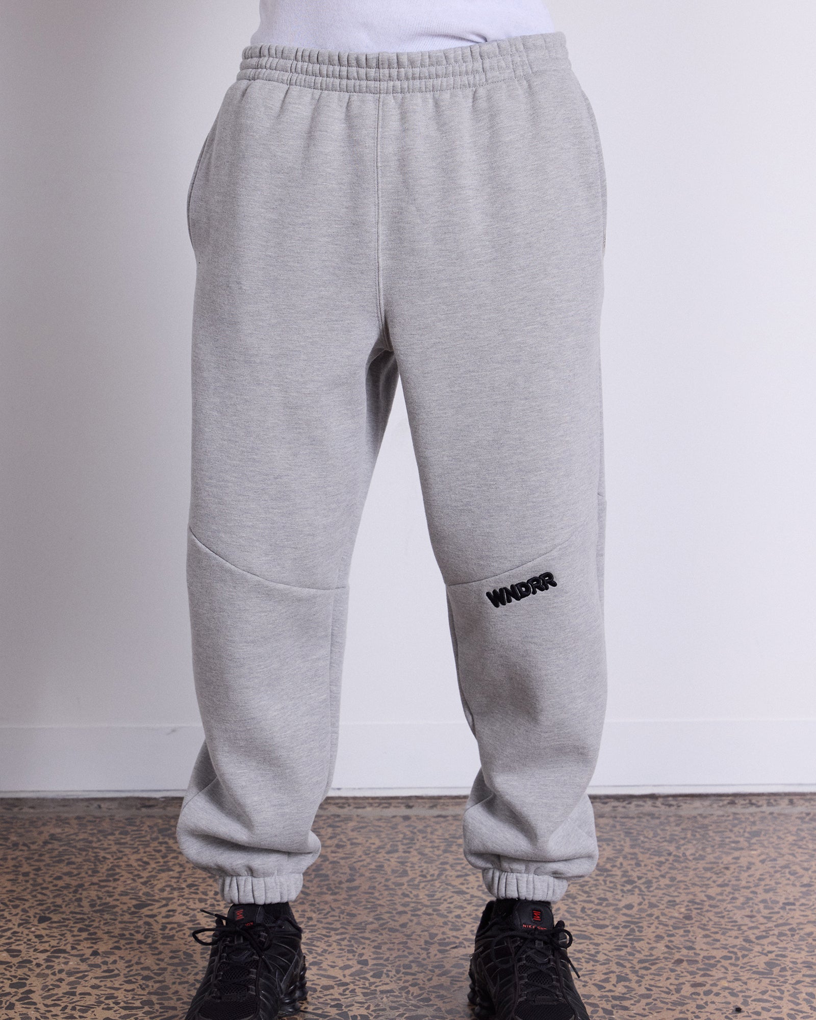 HALO BAGGY TRACKPANT - GREY MARLE