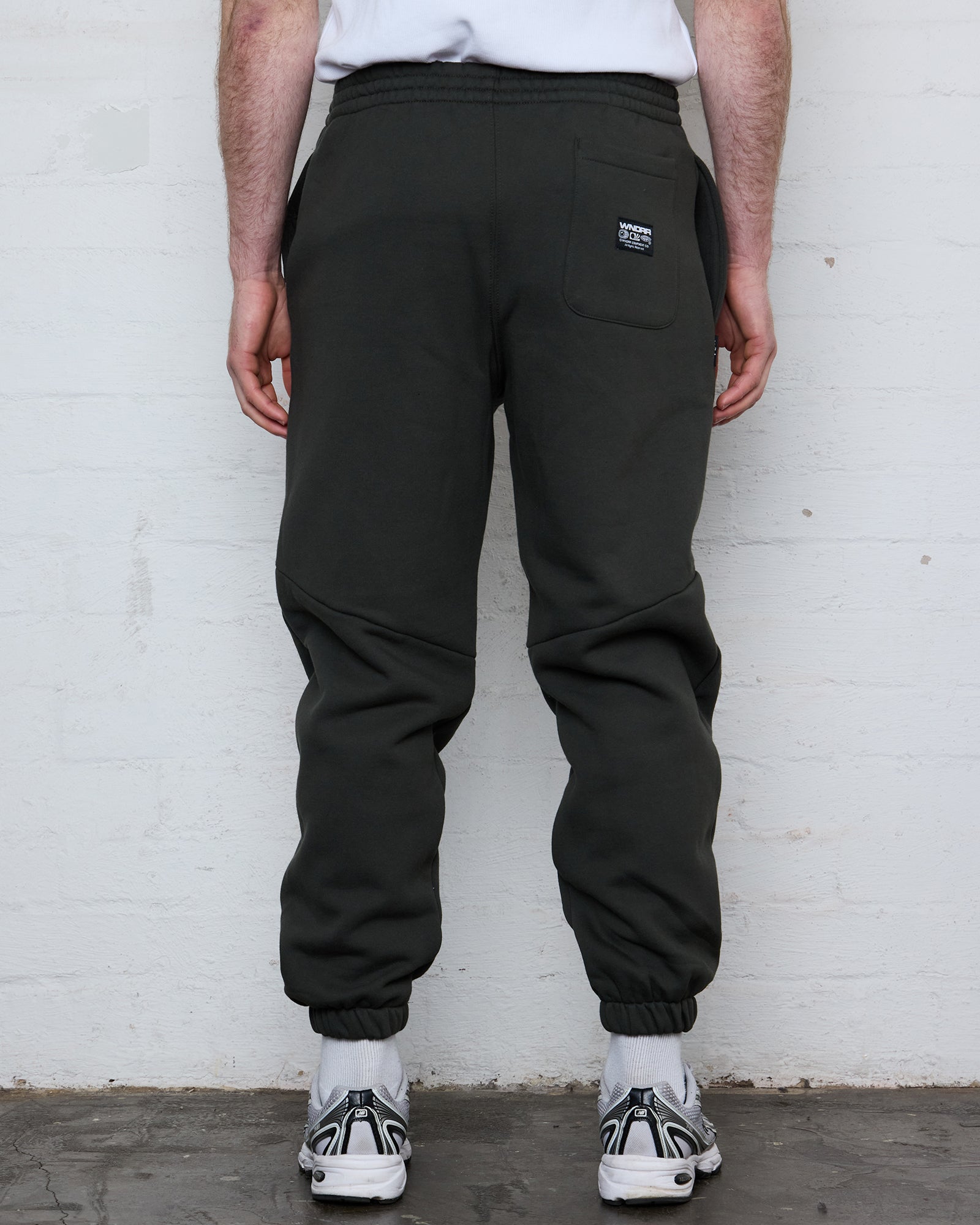 HALO BAGGY TRACKPANT - INK