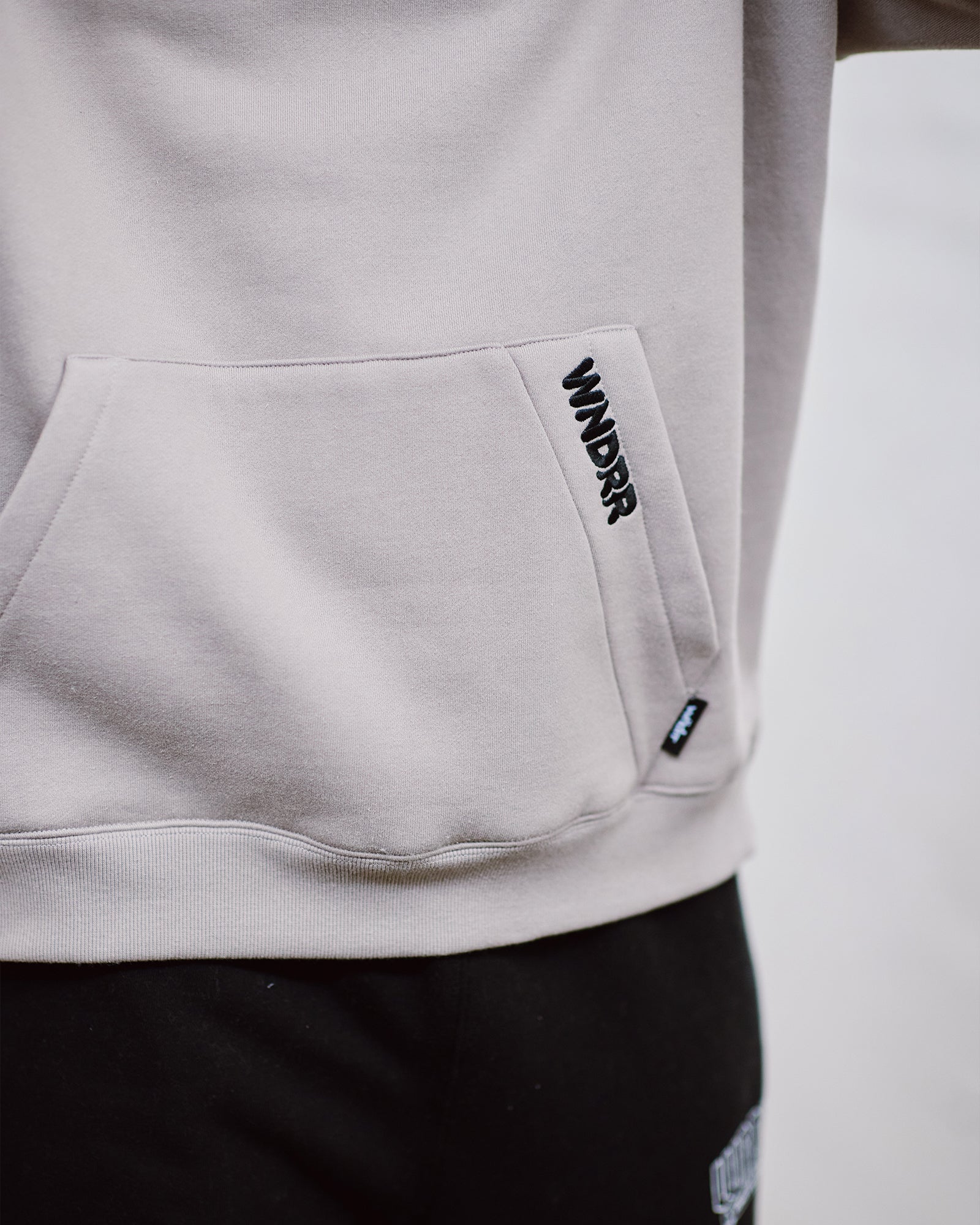 HALO HOOD SWEAT - MOON GREY