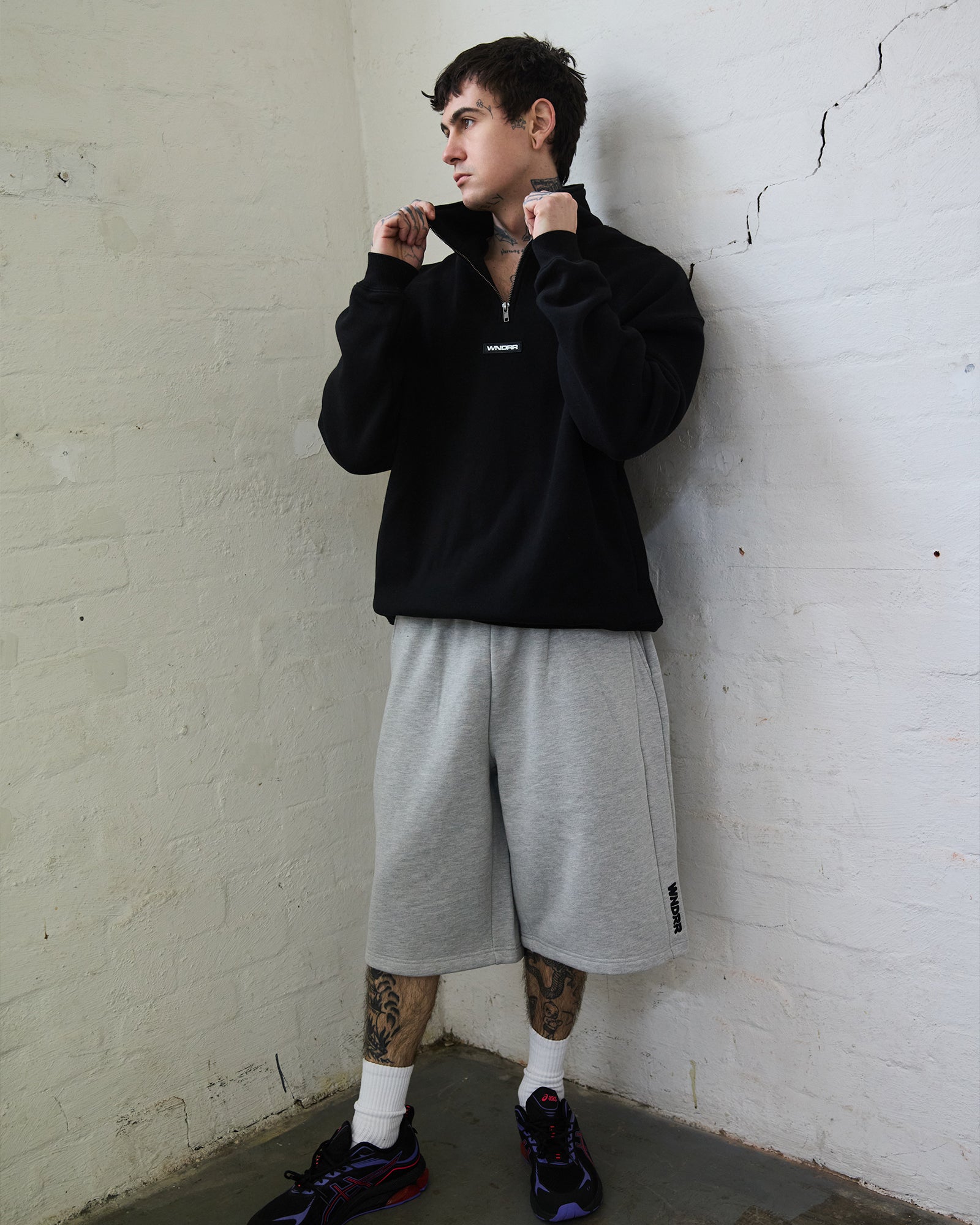 PATRON 1/4 ZIP SWEAT - BLACK