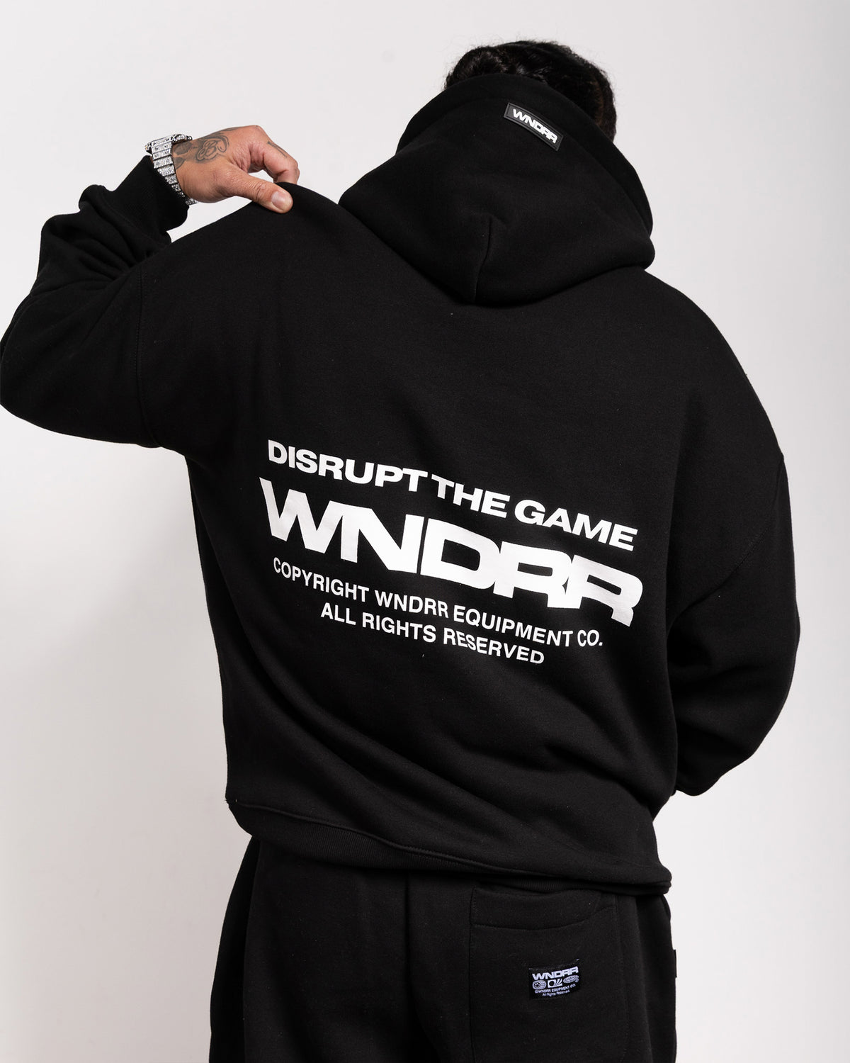 Model 182cm / Size L