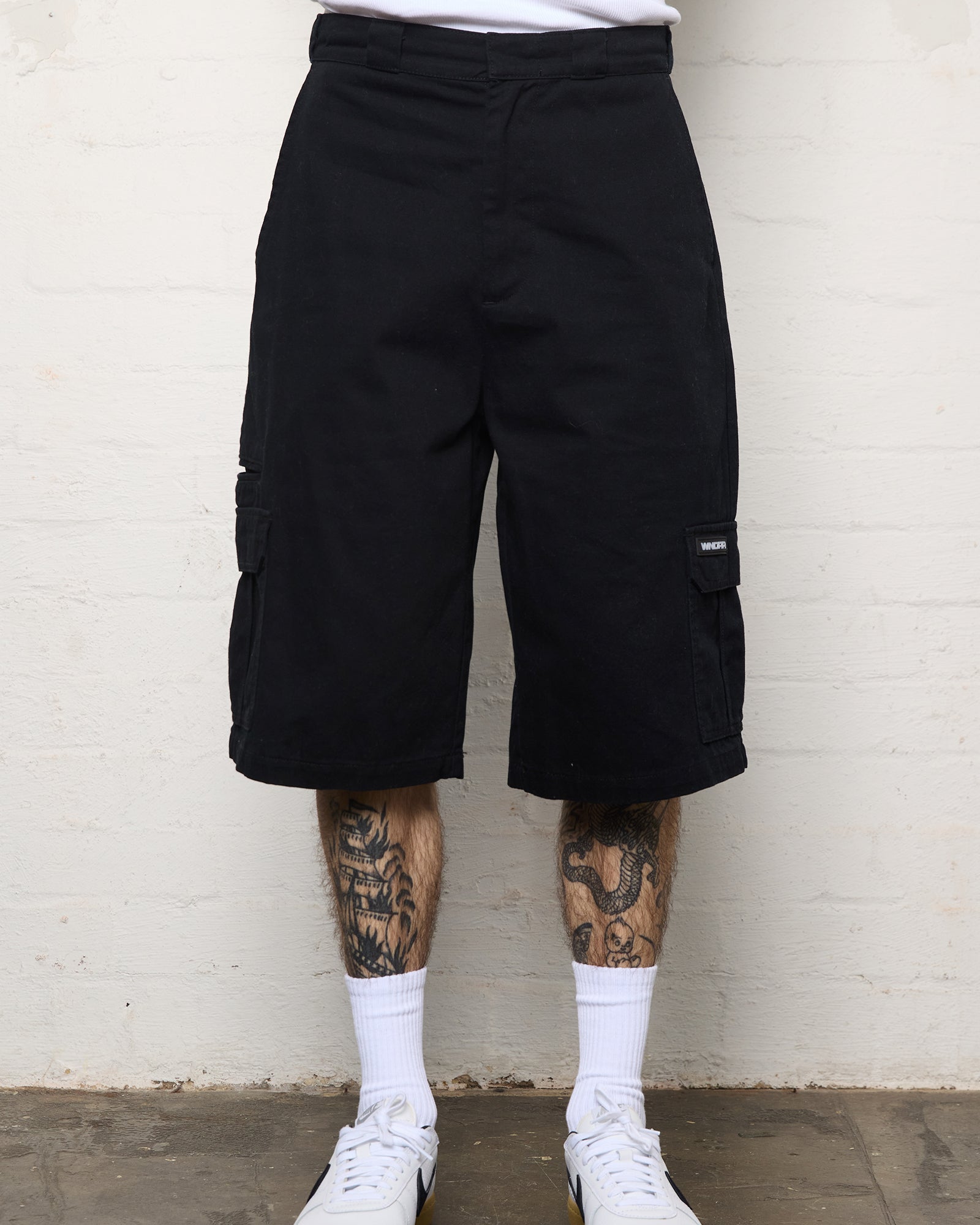 REVOKED CARGO SHORT - BLACK