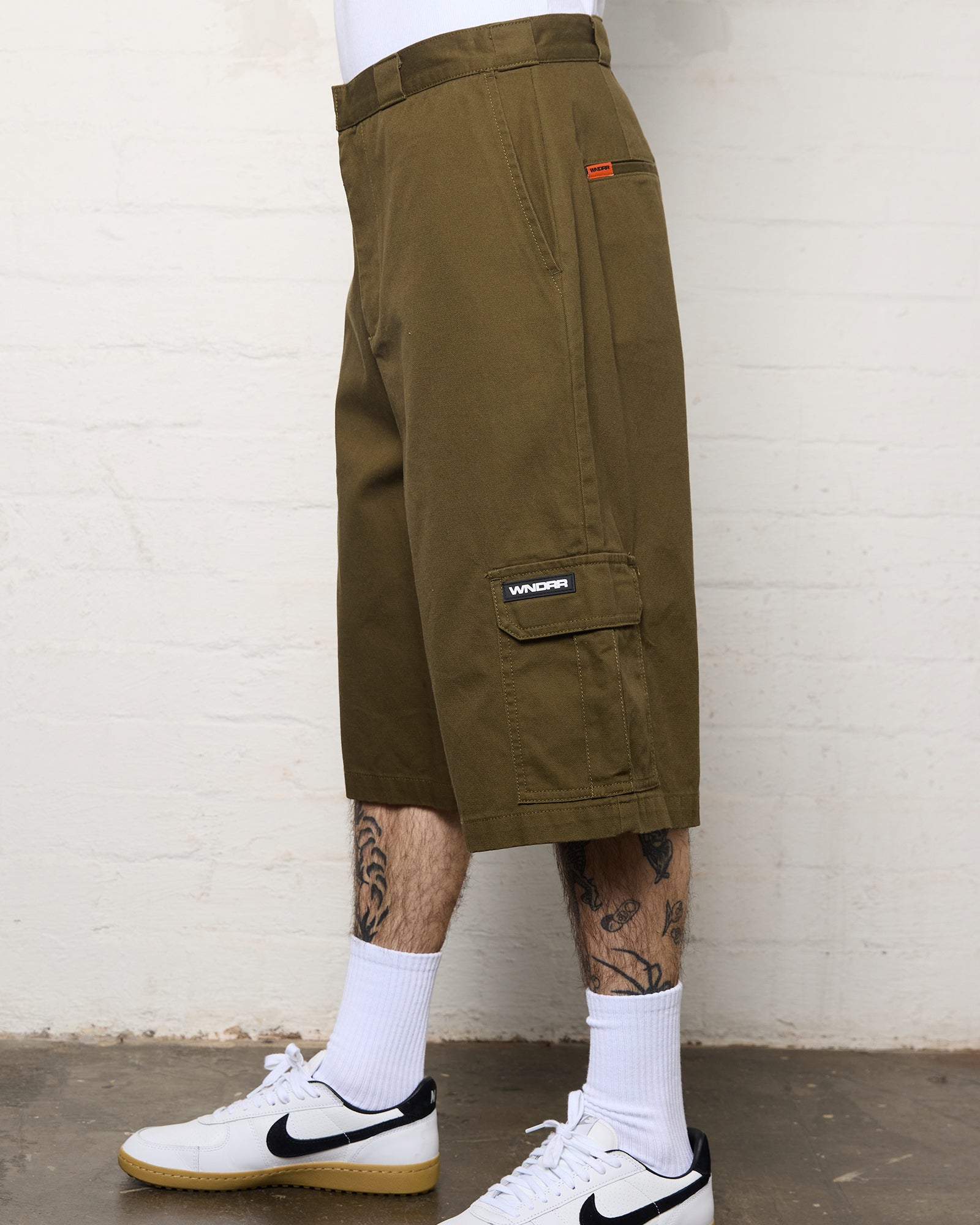 REVOKED CARGO SHORT - MOSS GREEN