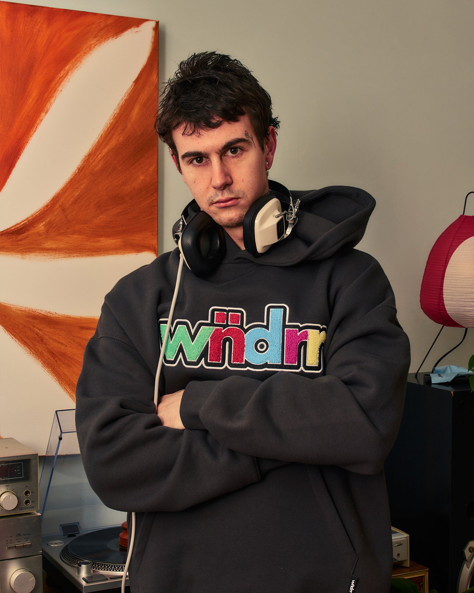 TINT HOOD SWEAT - FADED BLACK