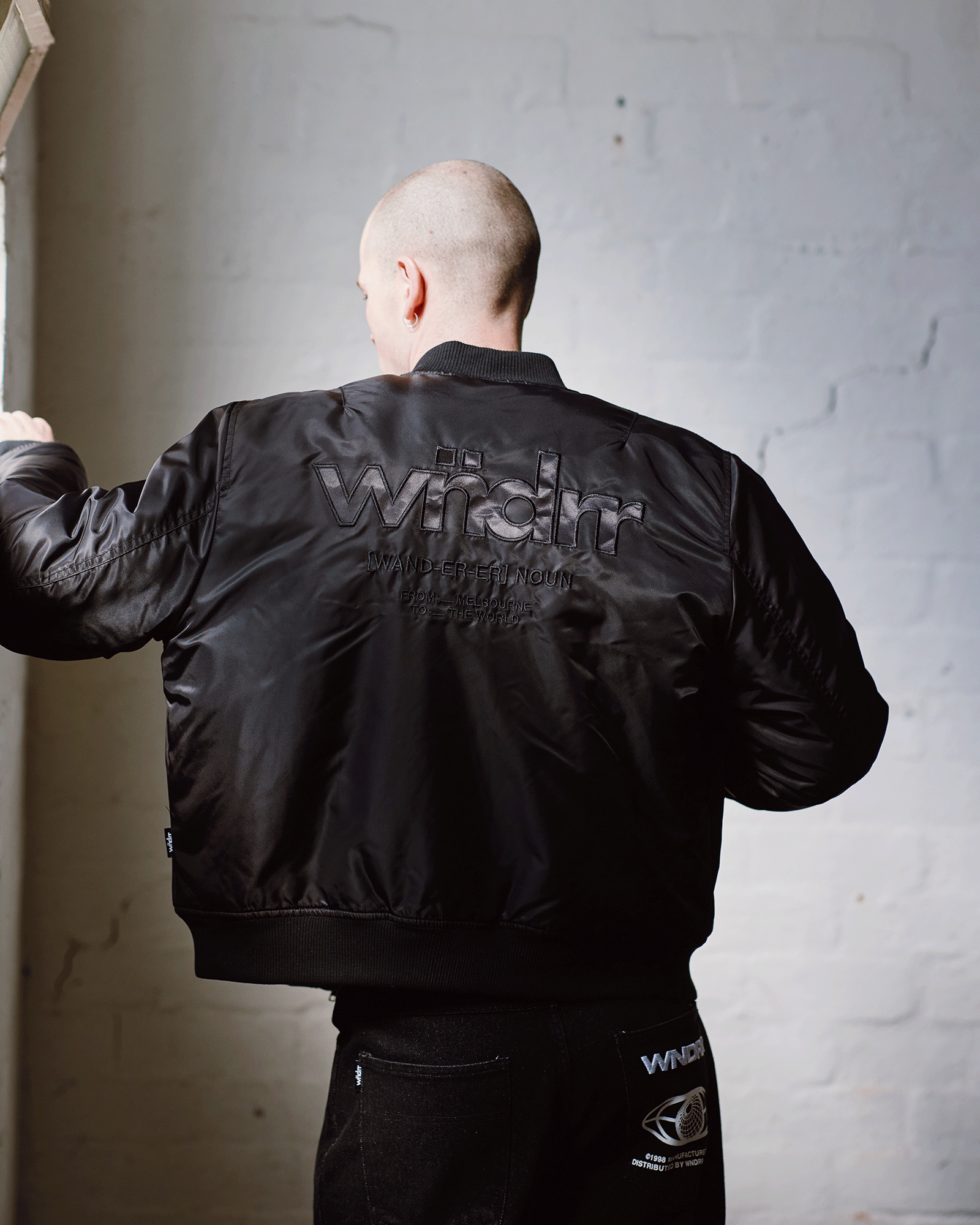 THE WORLD BOMBER JACKET - BLACK