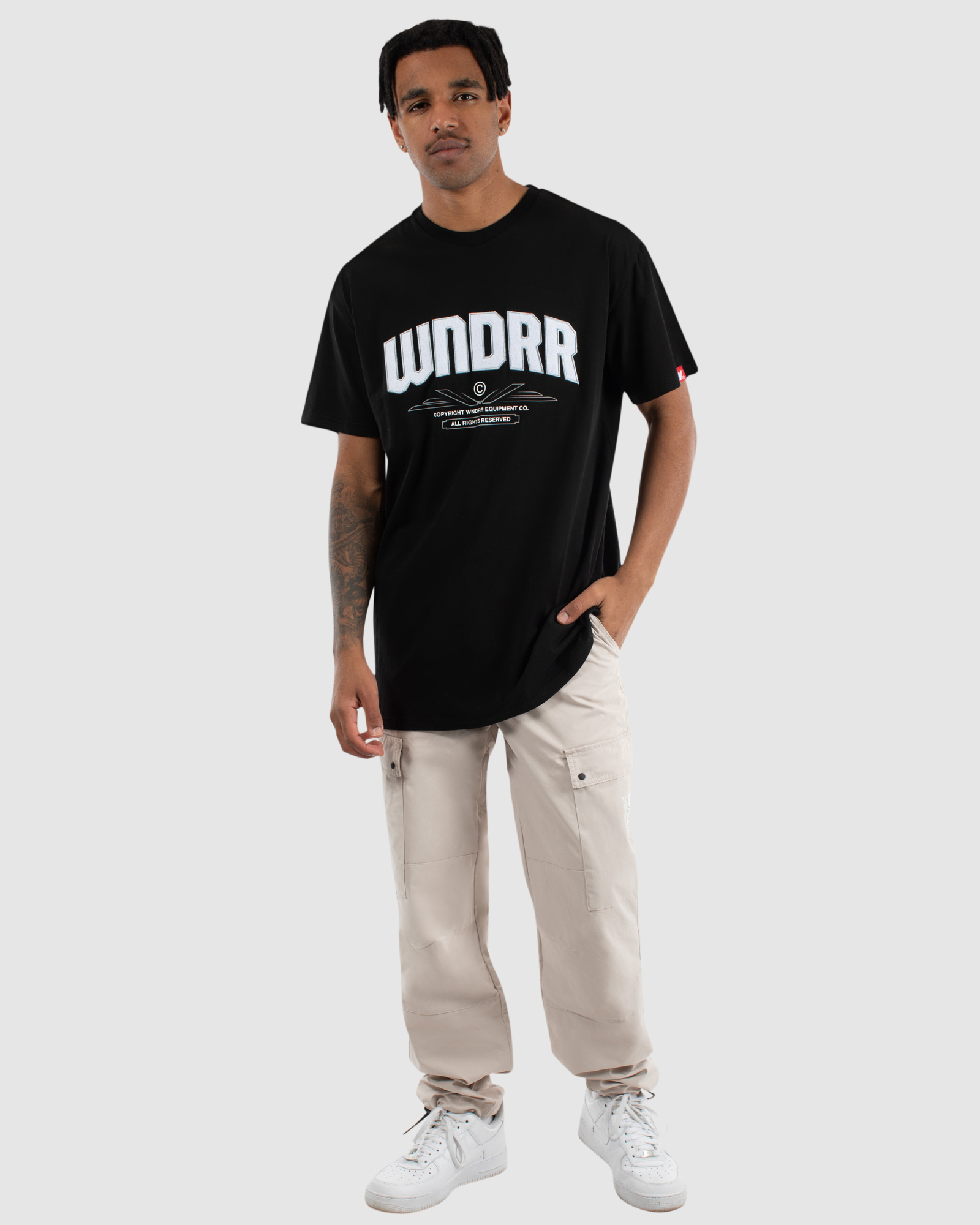 VALIANT CUSTOM FIT TEE - BLACK